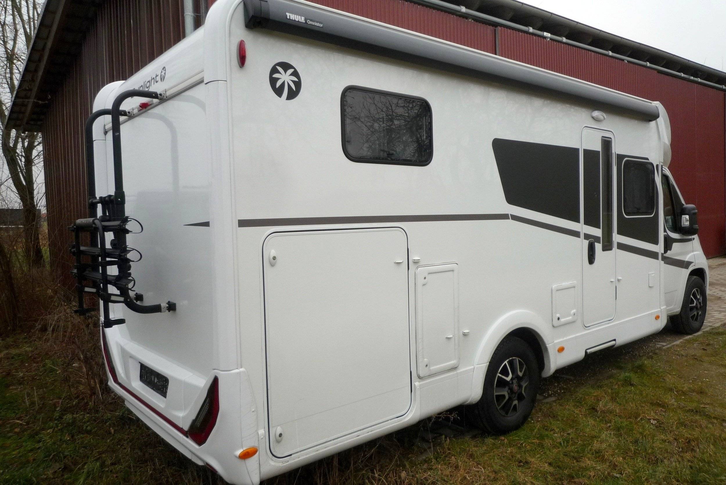 Sunlight  T67 mit Markise- Solar- Radheckträger- Navi- RFK