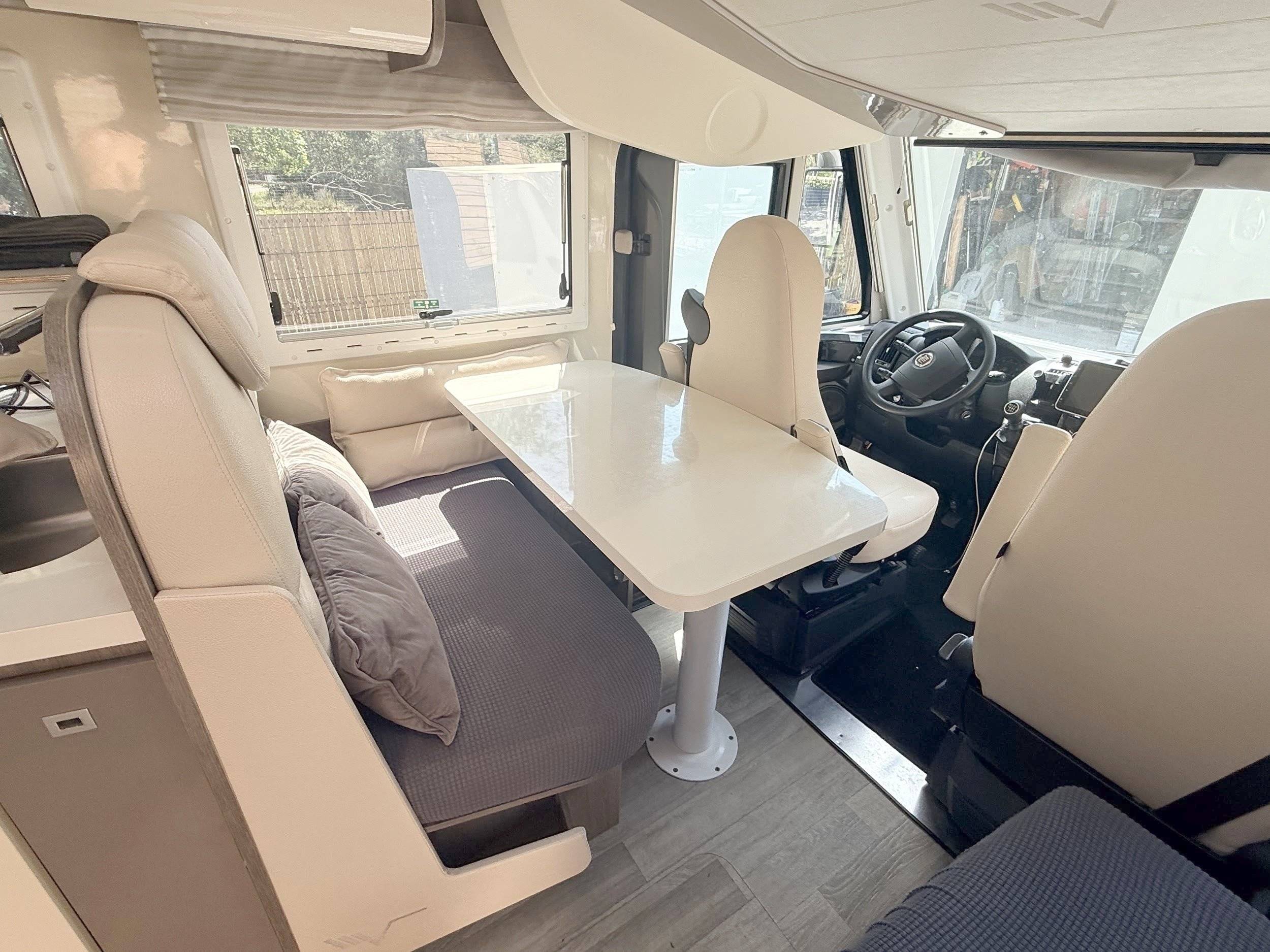 Menjador Fiat 2,3 l 130 ch - Yescapa