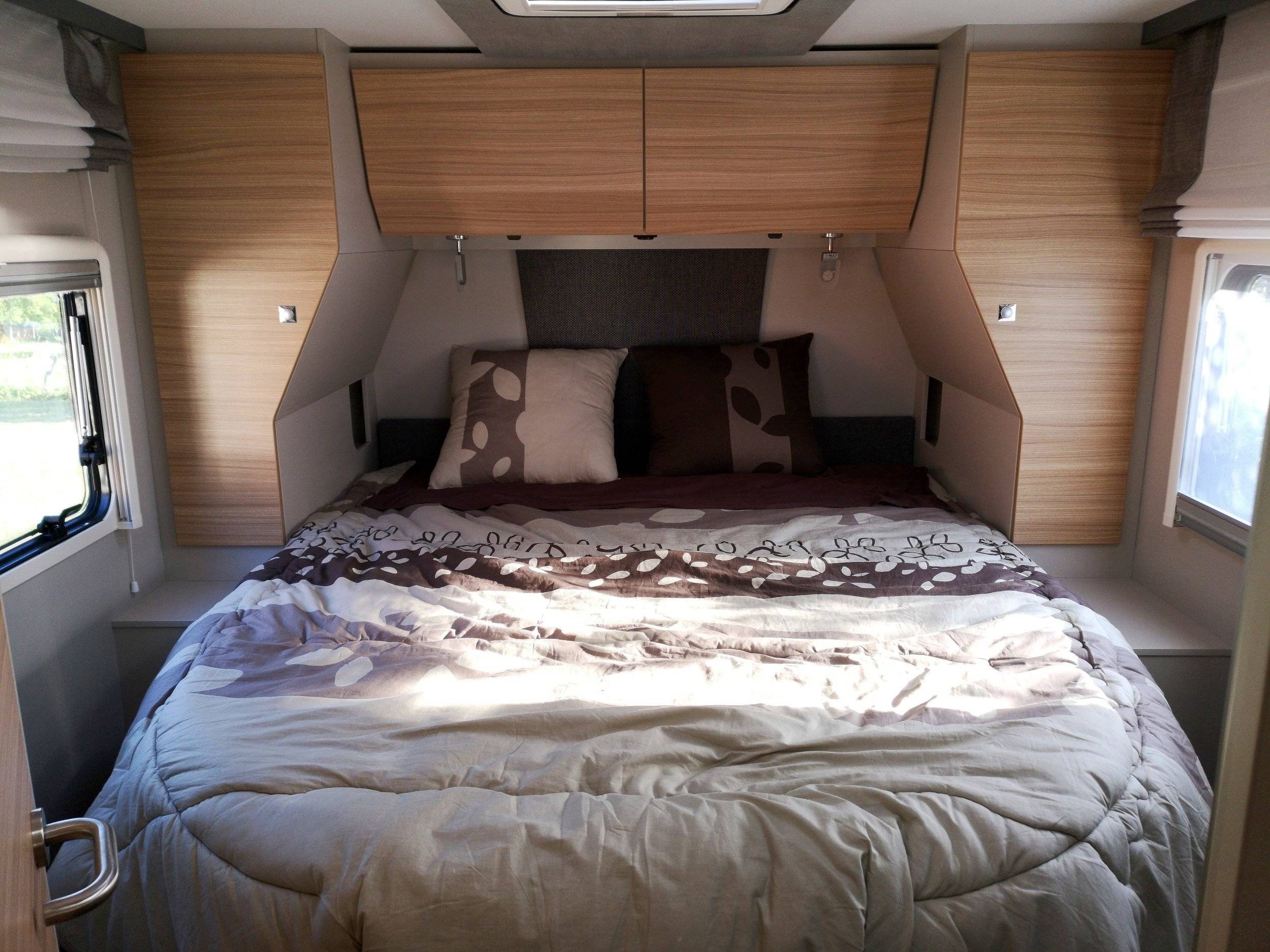 Couchages Fiat Ducato 2,3 l 130 ch. - Yescapa