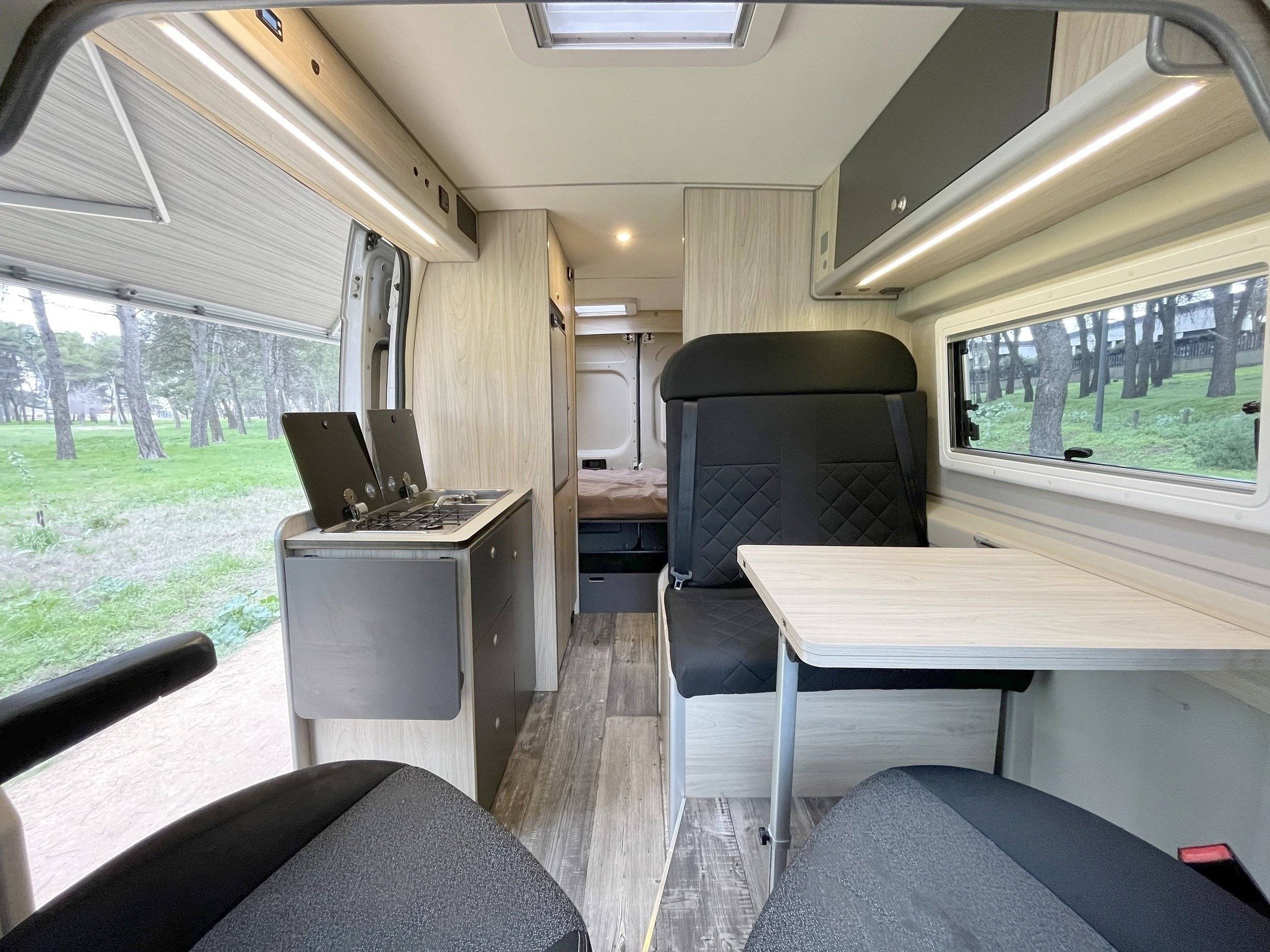 Camper Track 2,3 l 130 ch