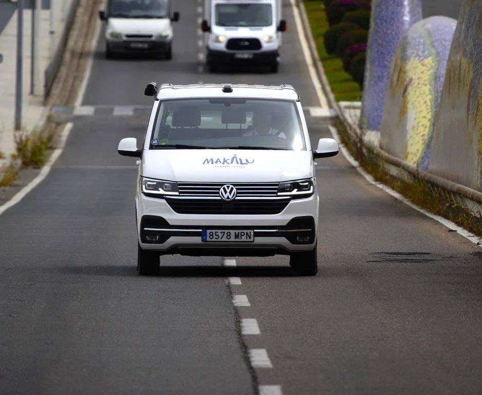Vue avant de 3/4 Volkswagen Volkswagen - Yescapa