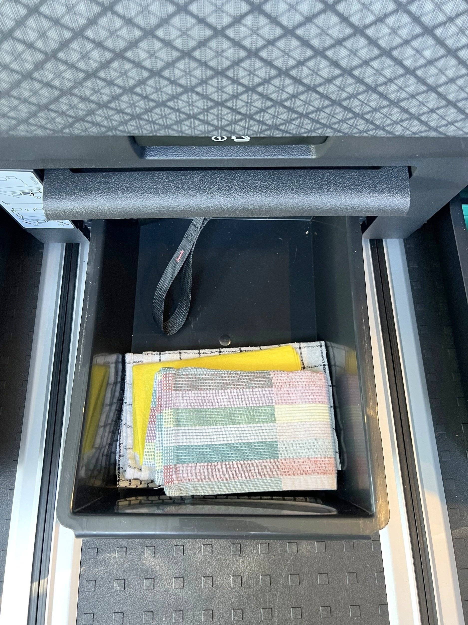 Volkswagen 6.1 California BEACH CAMPER