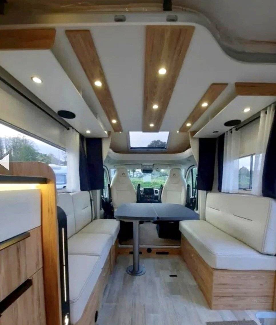 Menjador Fiat - Yescapa