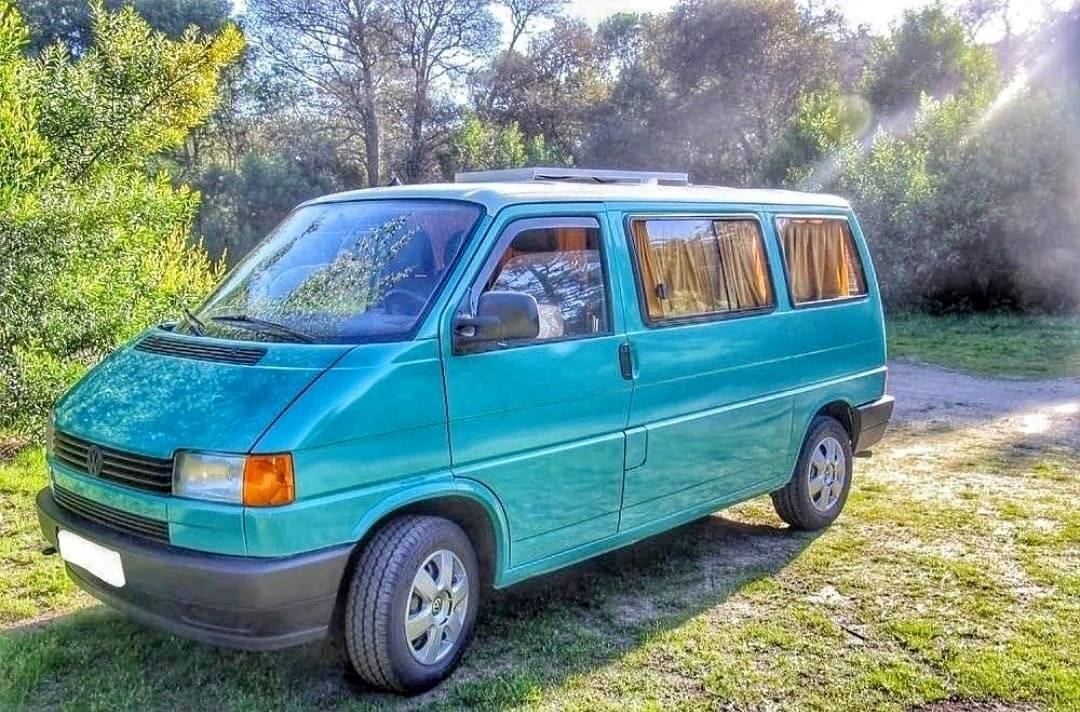 Volkswagen Transporter T4 2.4D