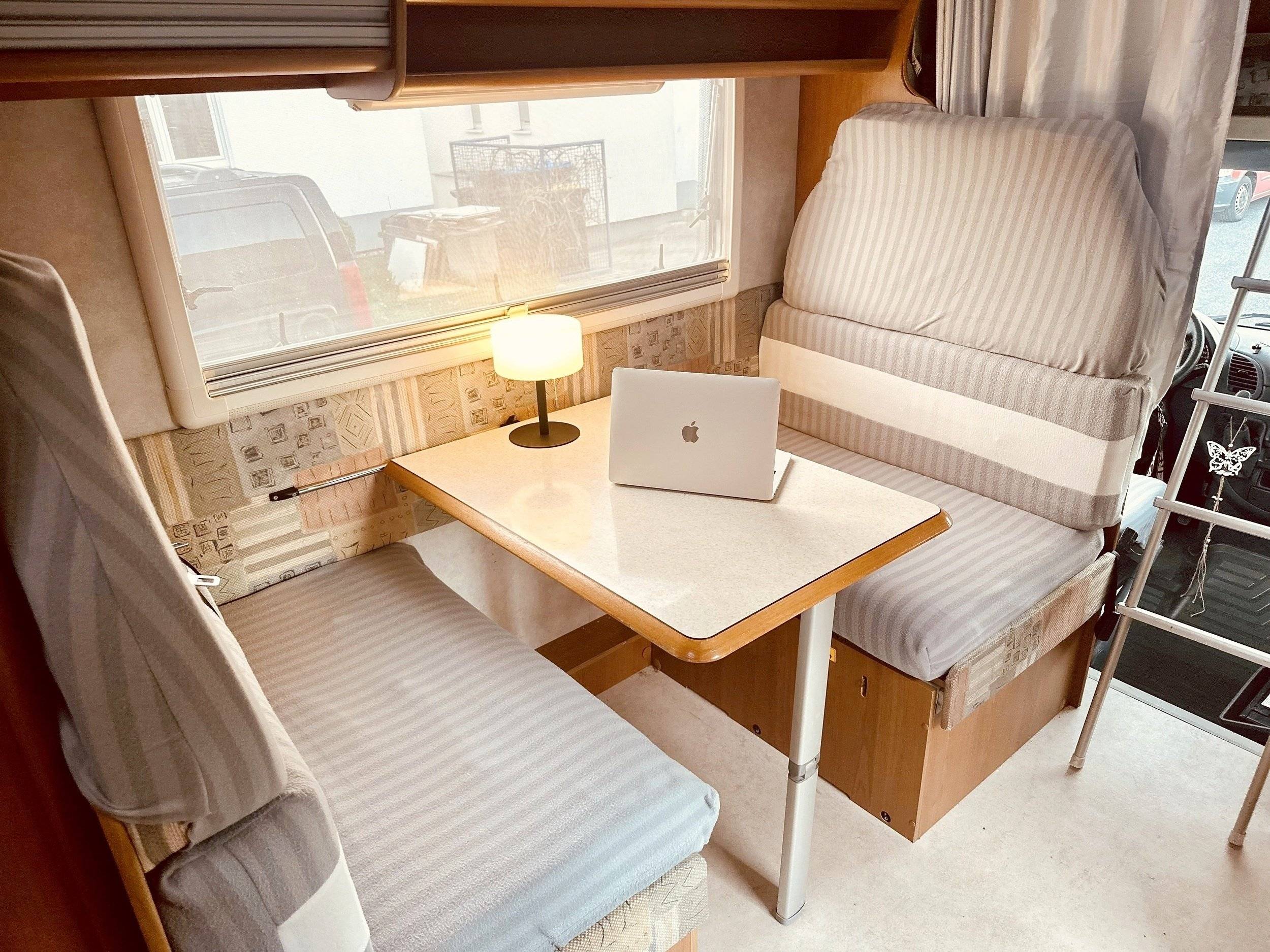 Eethoek Mercedes Sprinter 2,2 l 130 ch - Yescapa