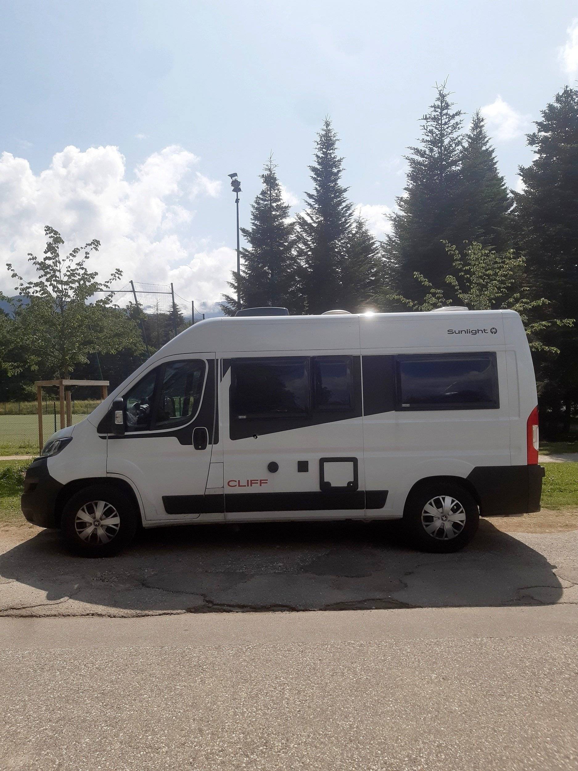 Sunlight Peugeot boxer
