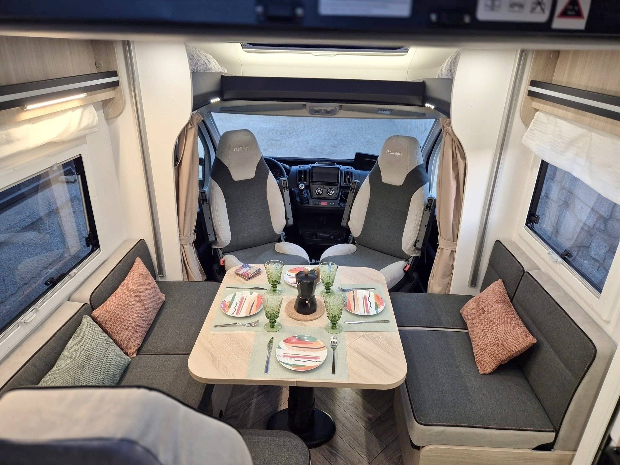 Challenger 384 etape edition