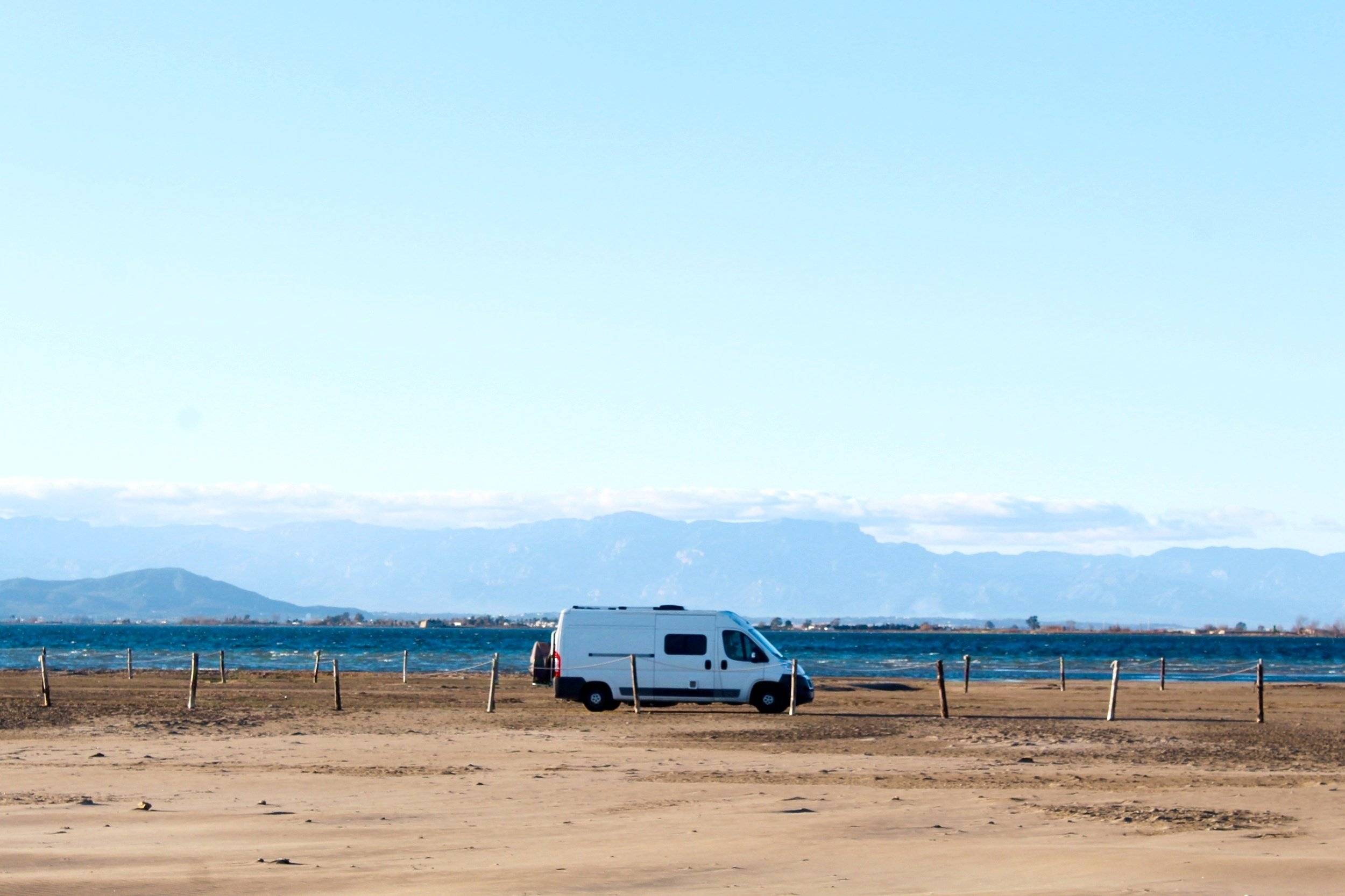 Quentin Peuch et Léa Calemar Peugeot Boxer