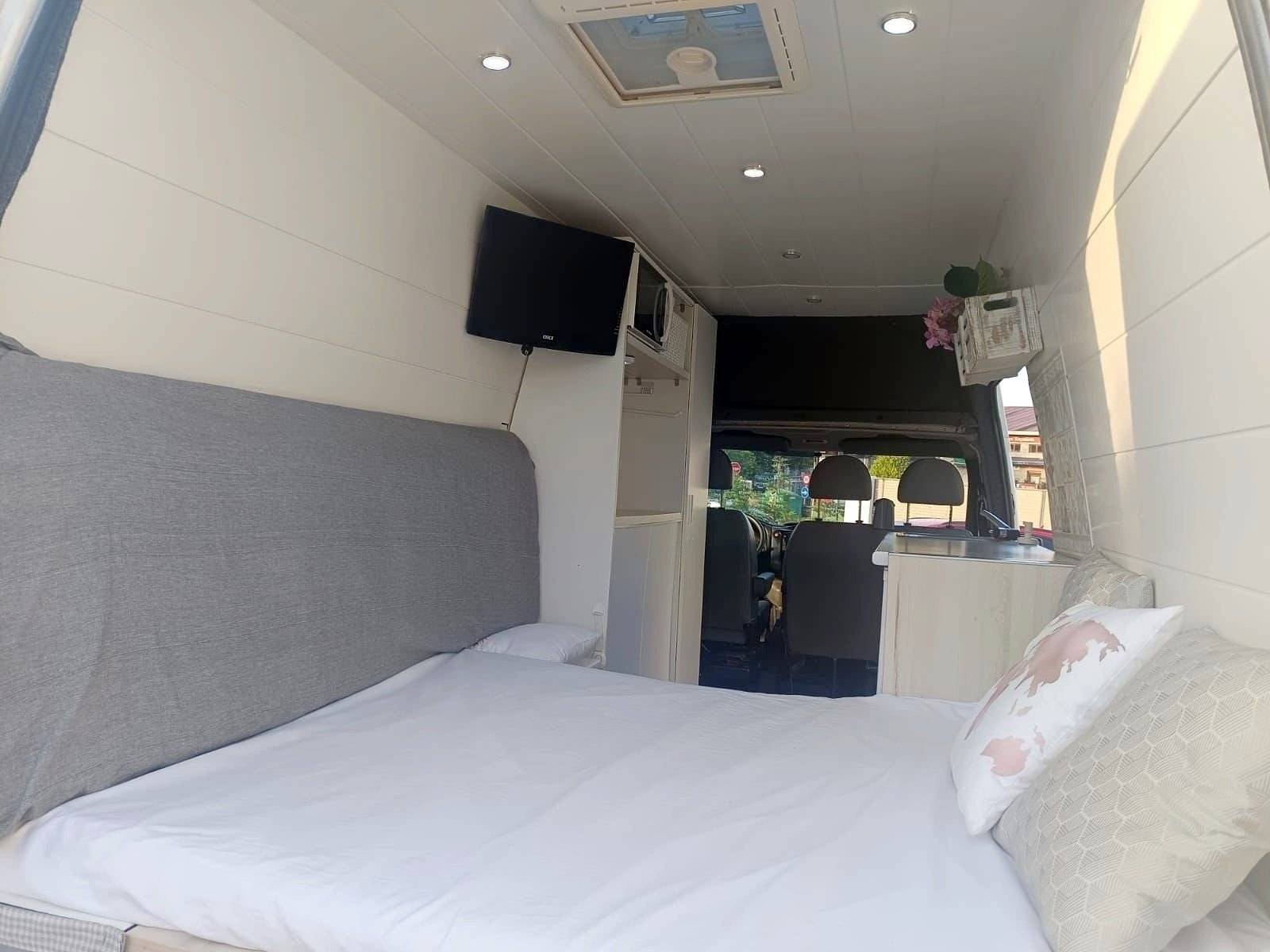 Letti Ford Transit 135 T350 - Yescapa