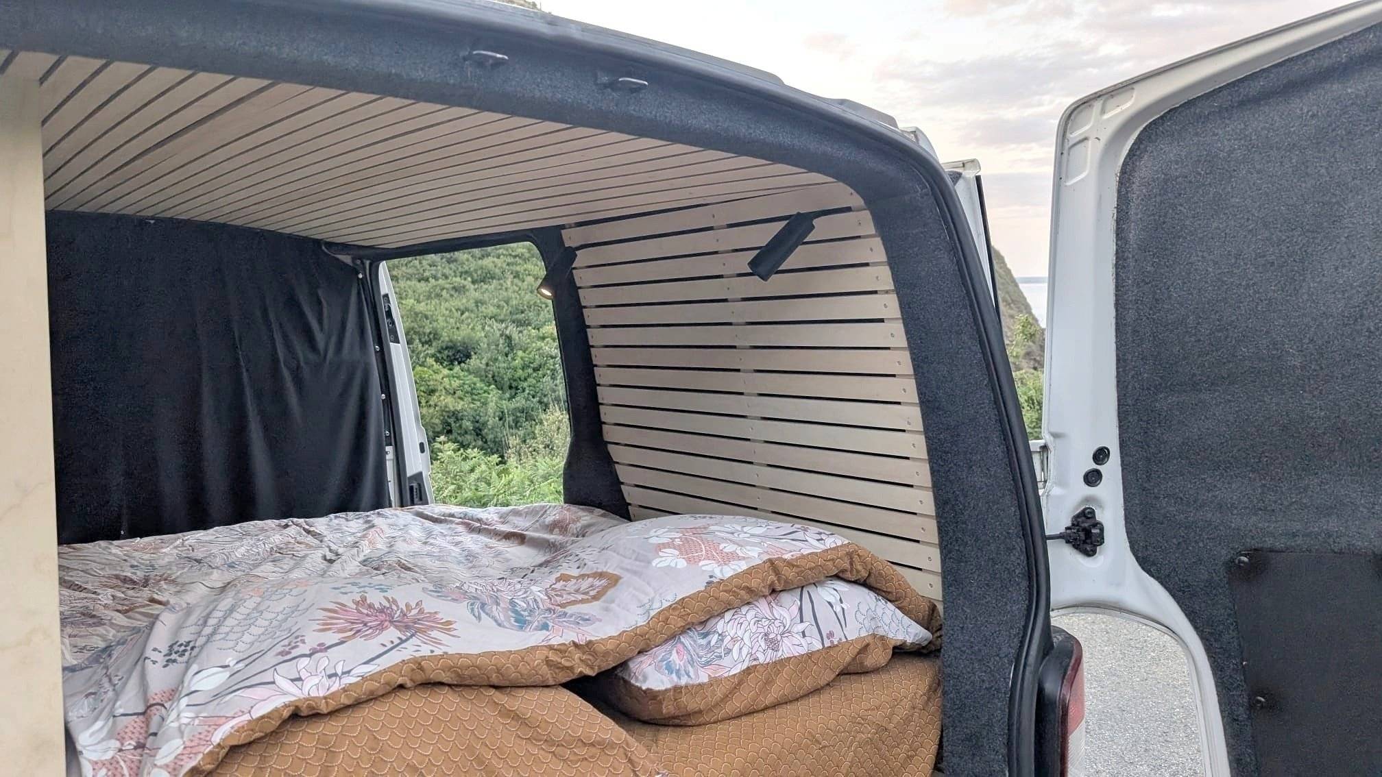 Couchages Volkswagen Volkswagen T5 - Yescapa