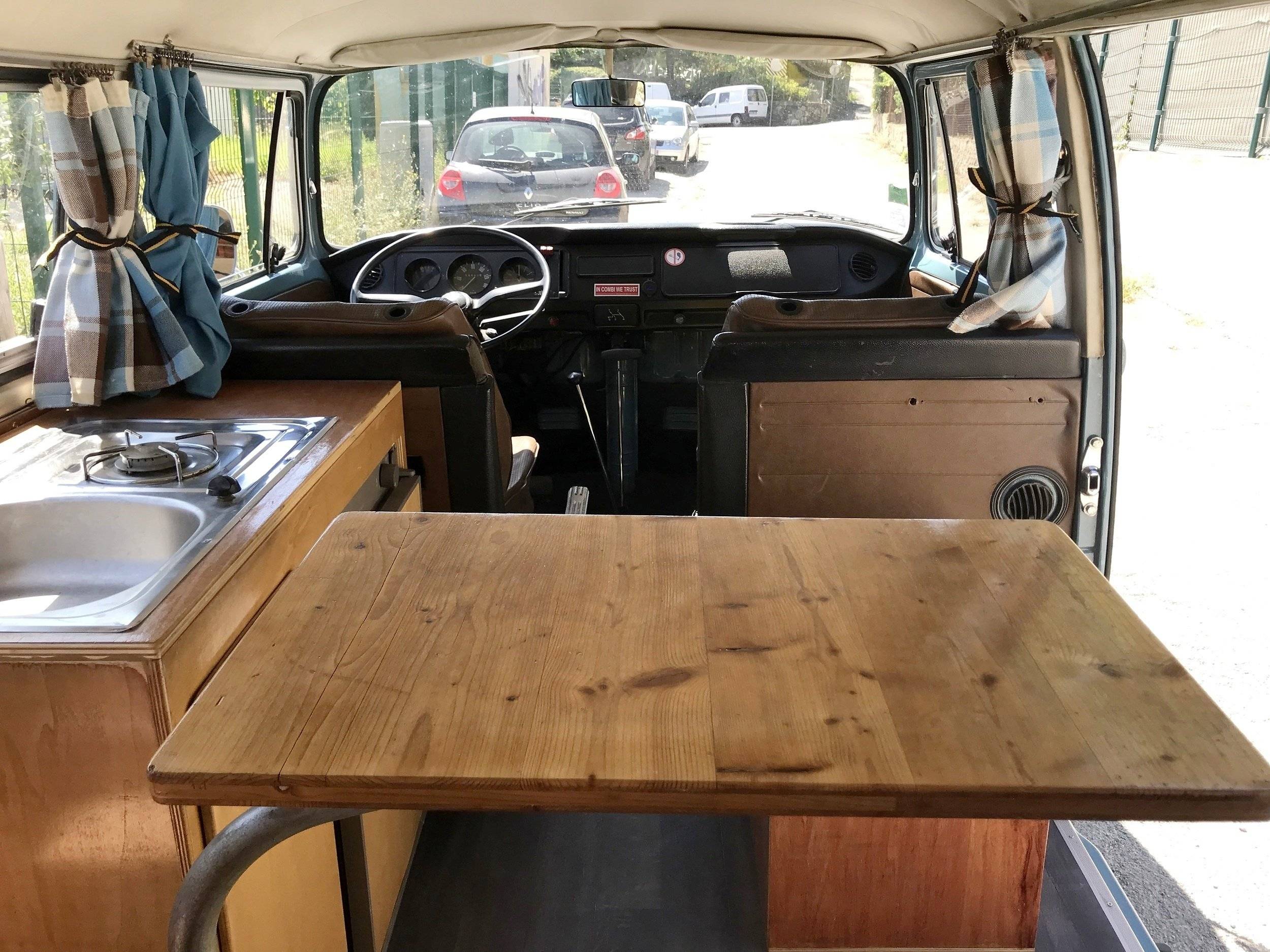Volkswagen Combi Bay WindowT2