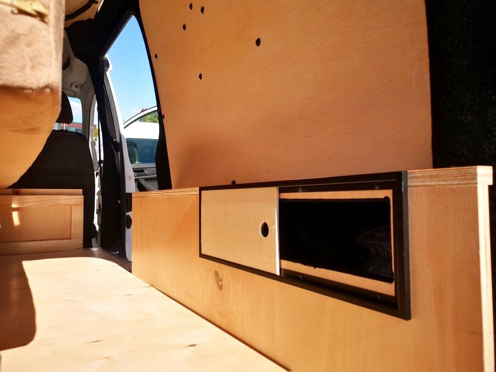 Caddy Maxi White Beauty