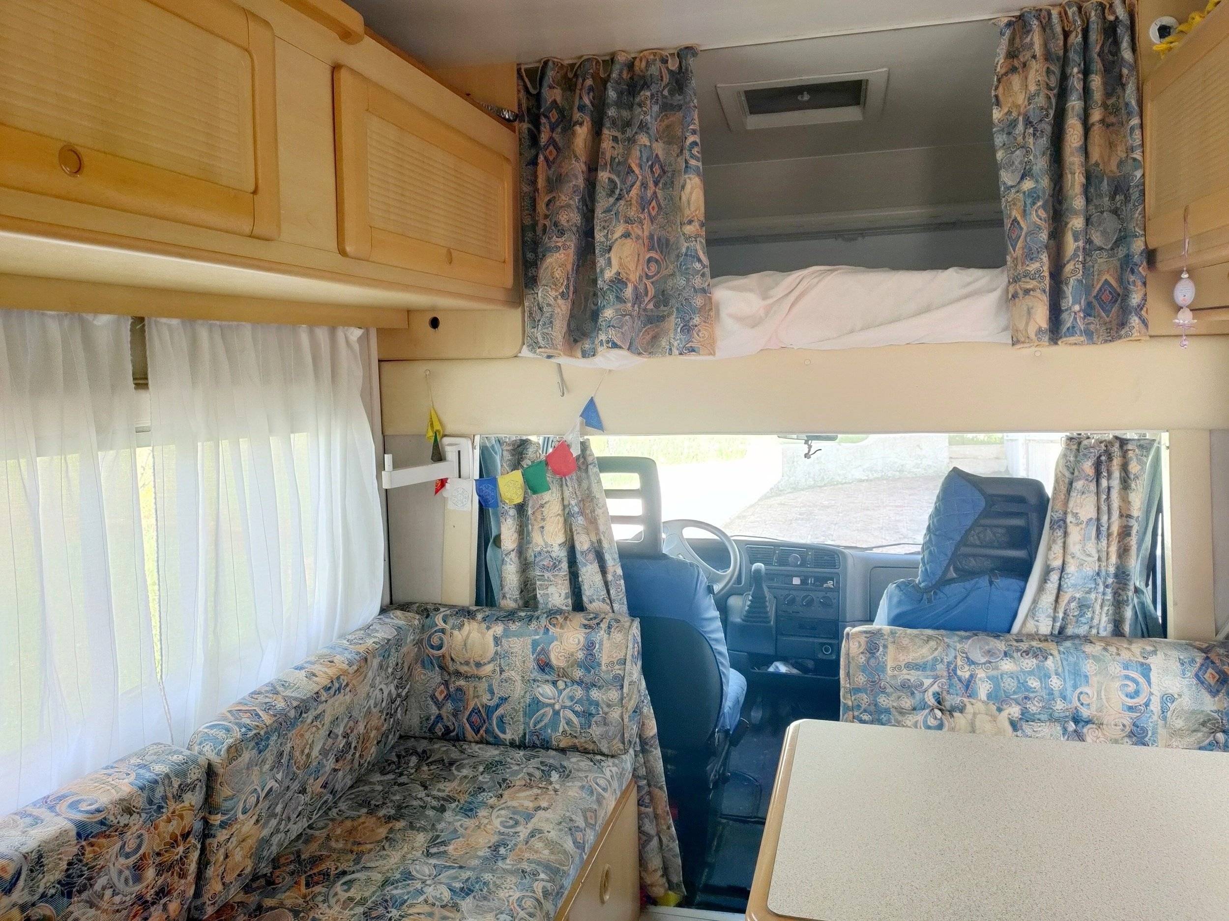 Schlafplätze Fiat ducato 2.5 - Yescapa