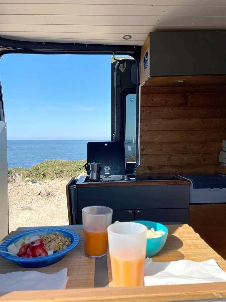 Custo Van Iveco Daily 35S16A8V,Hi-Matic,Klima,ZV,Radio BT