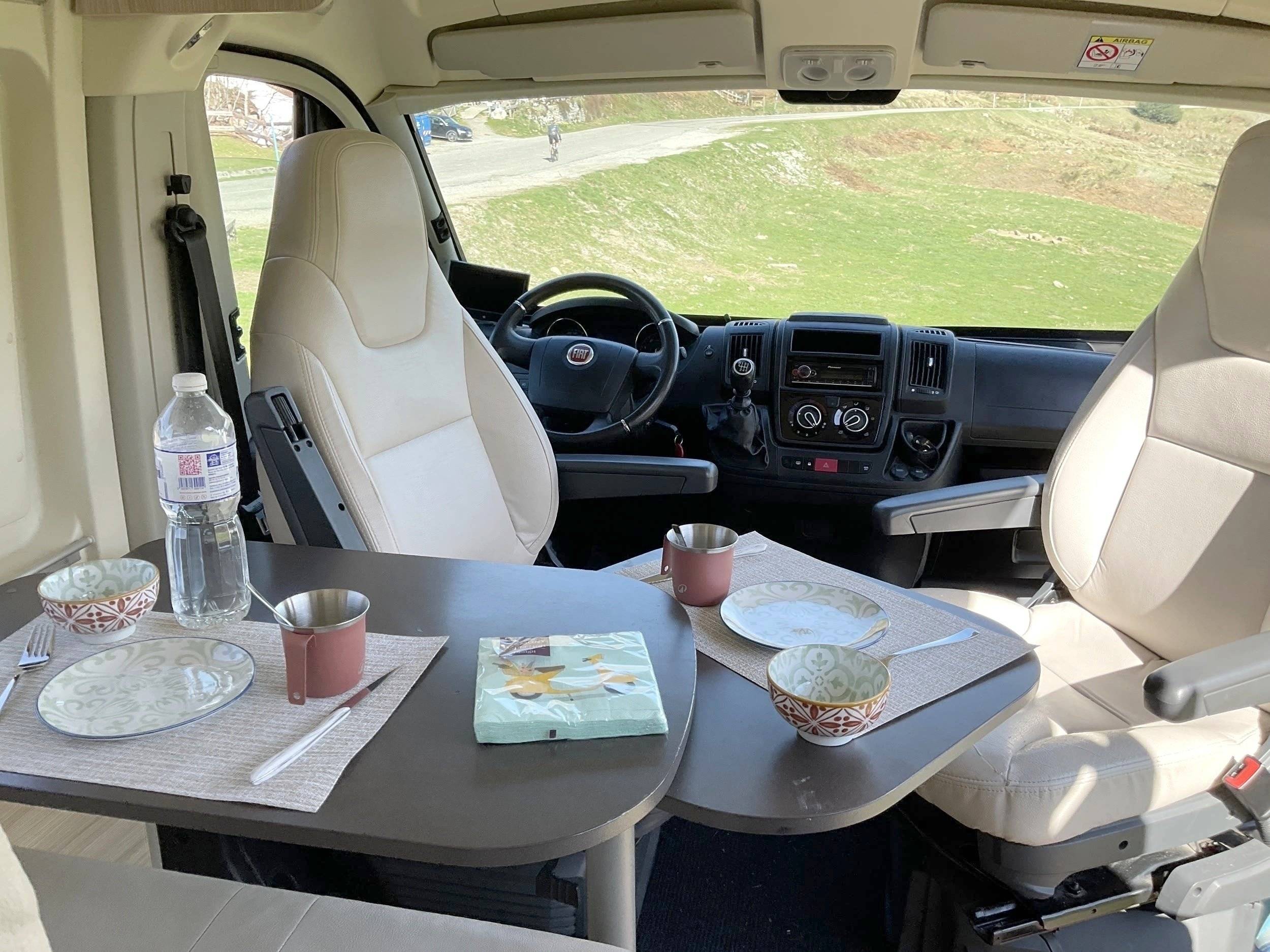 Coin repas Fiat Ducato 2,3 l 140 Multijet - Yescapa