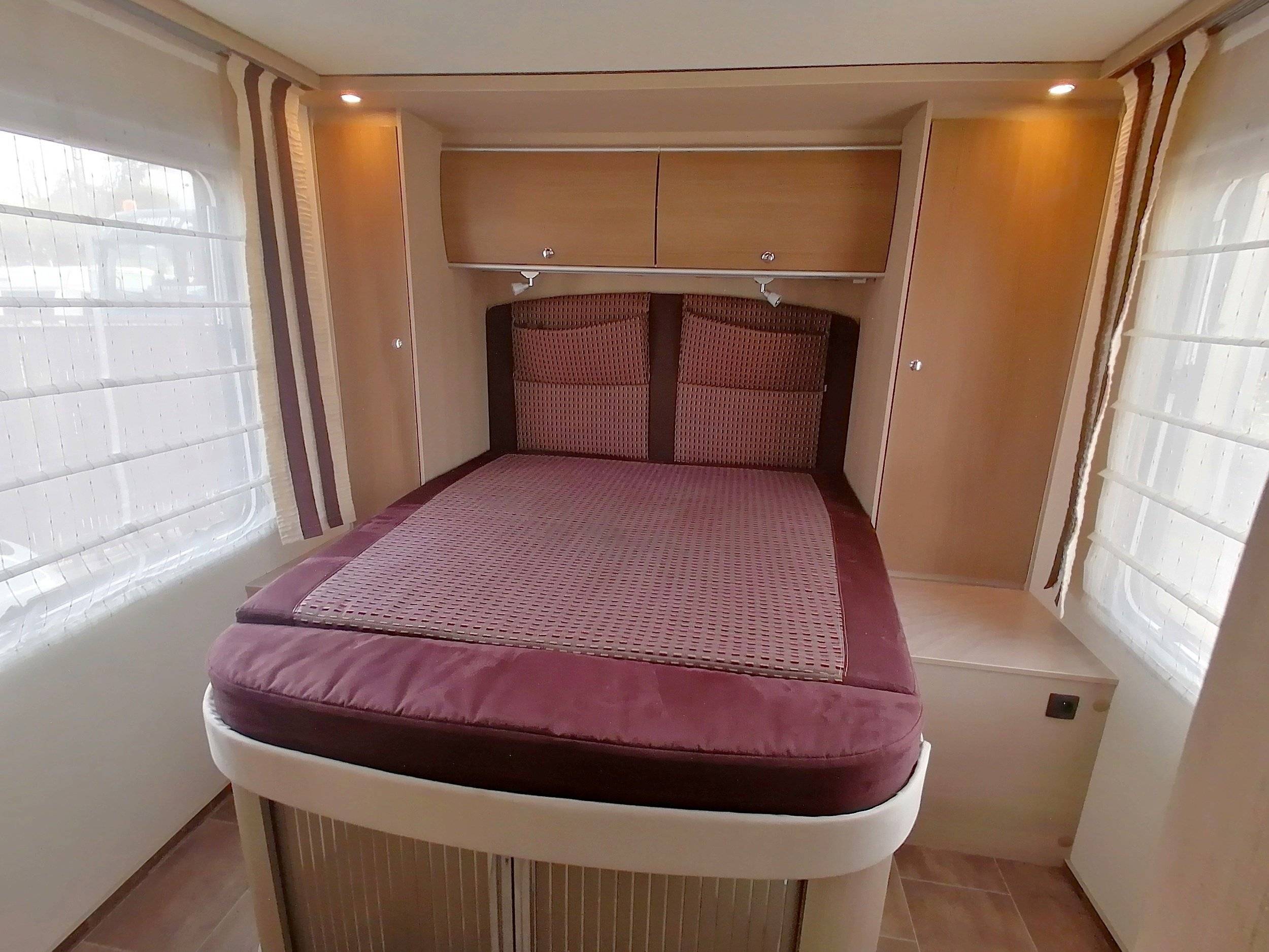 Couchages Fiat 2,3 l 130 ch. - Yescapa