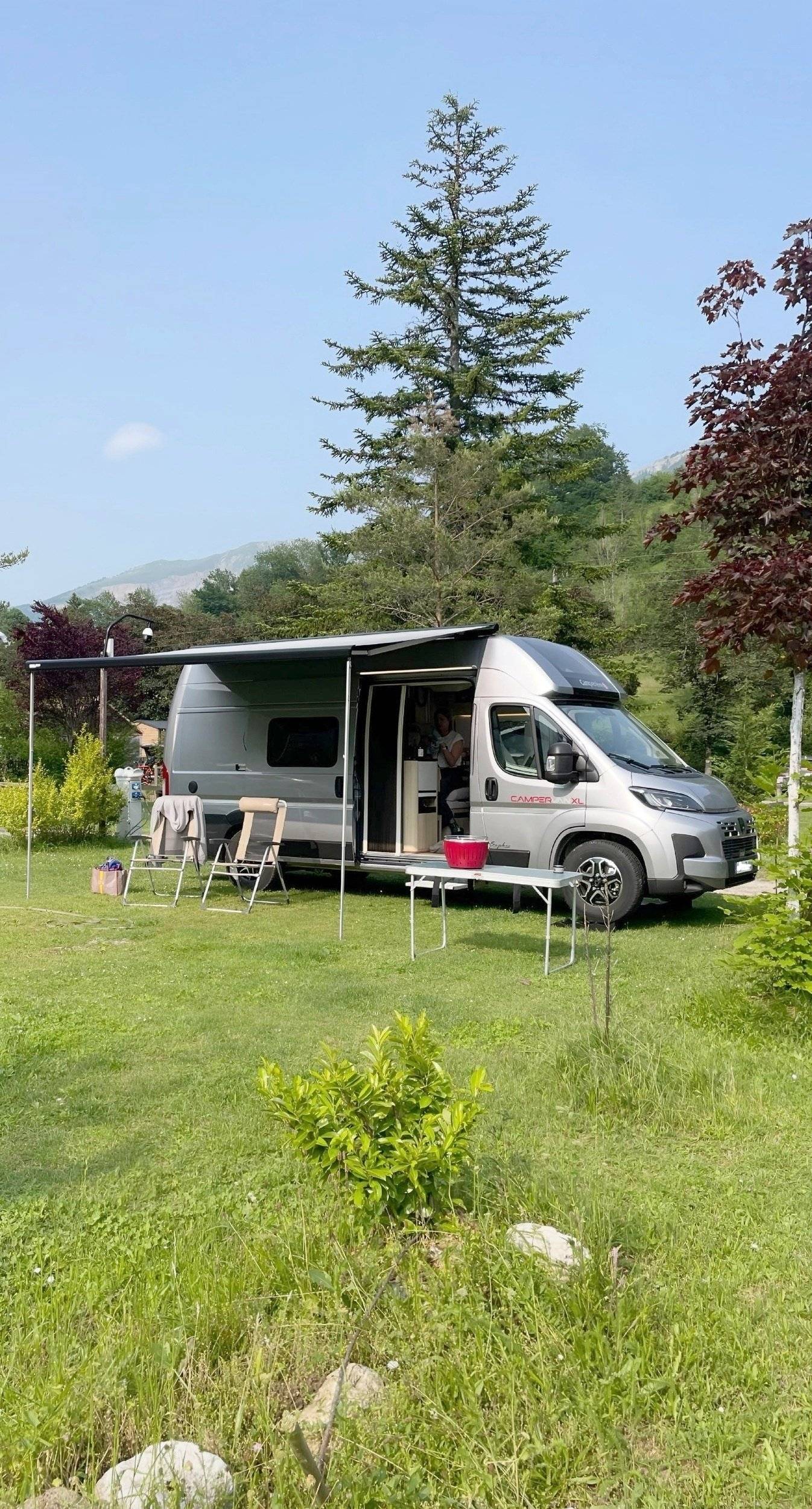 Vue avant de 3/4 Fiat Fiat ducato - Yescapa