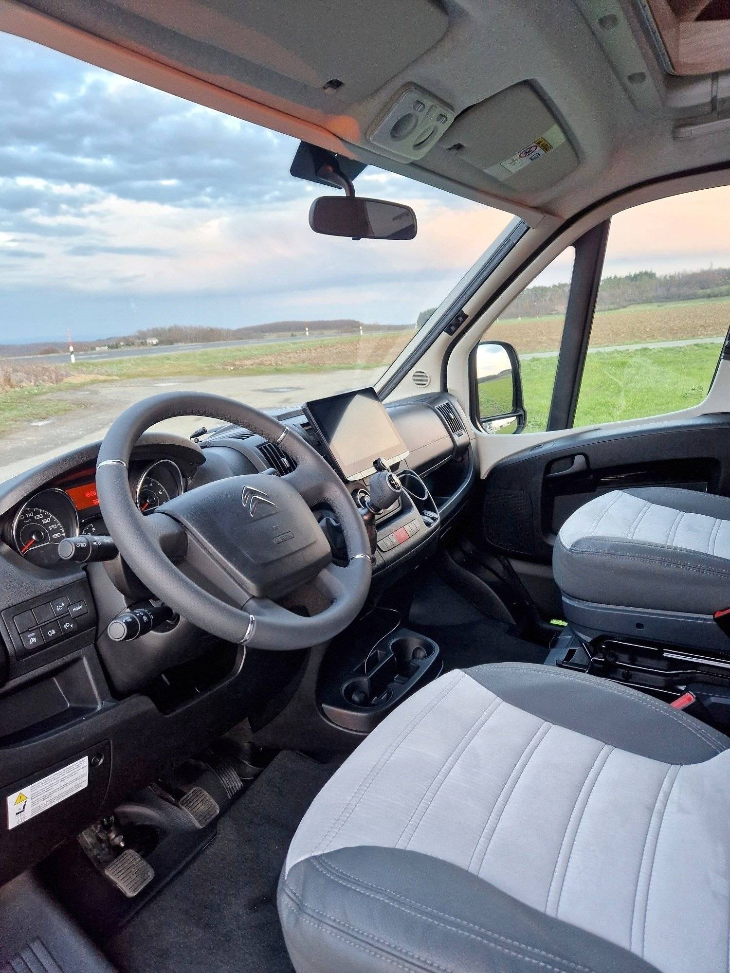 Sunlight Sunlight T67 Adventure Edition