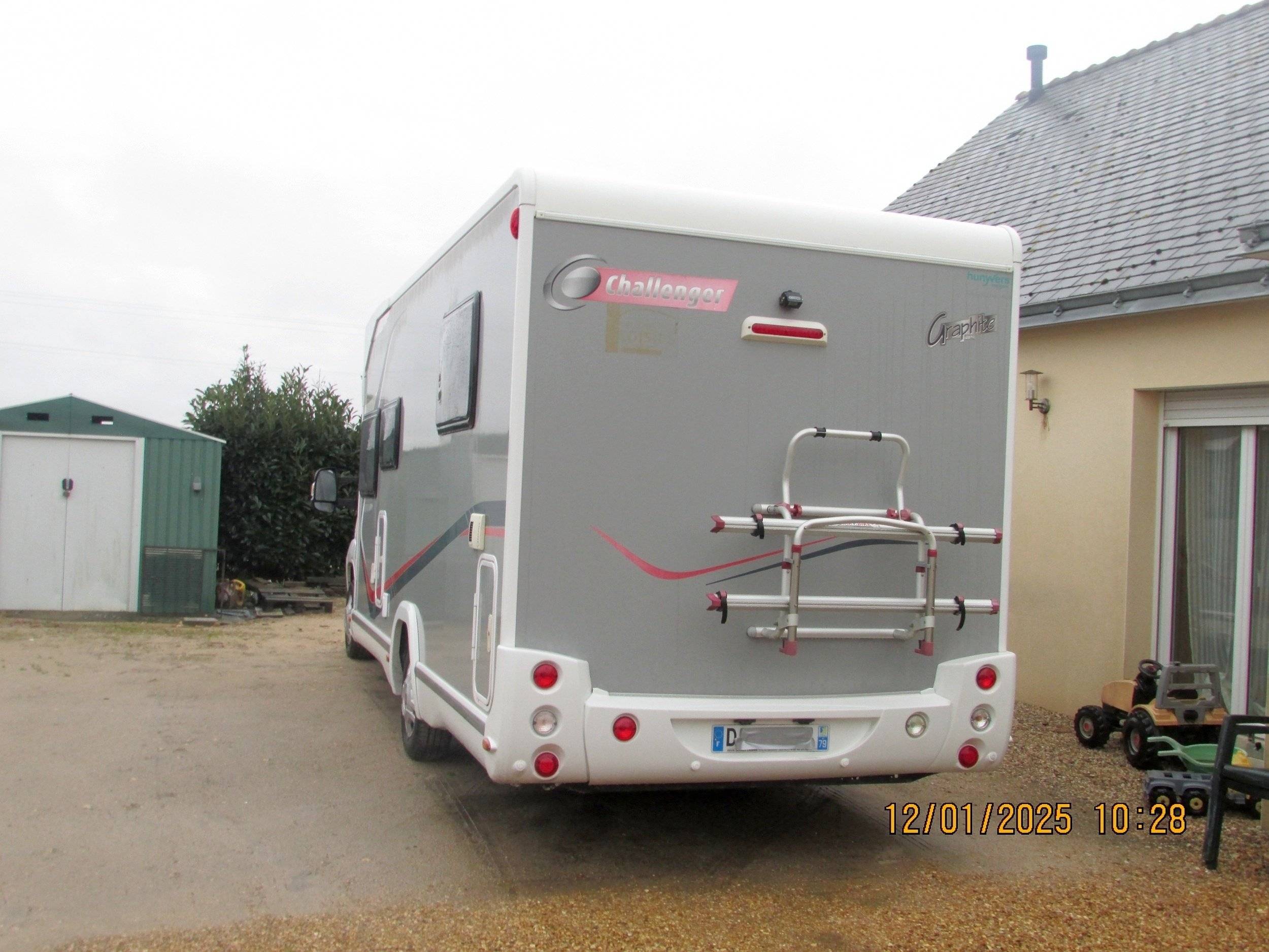 Challenger Fiat/2,3 l 130 ch.