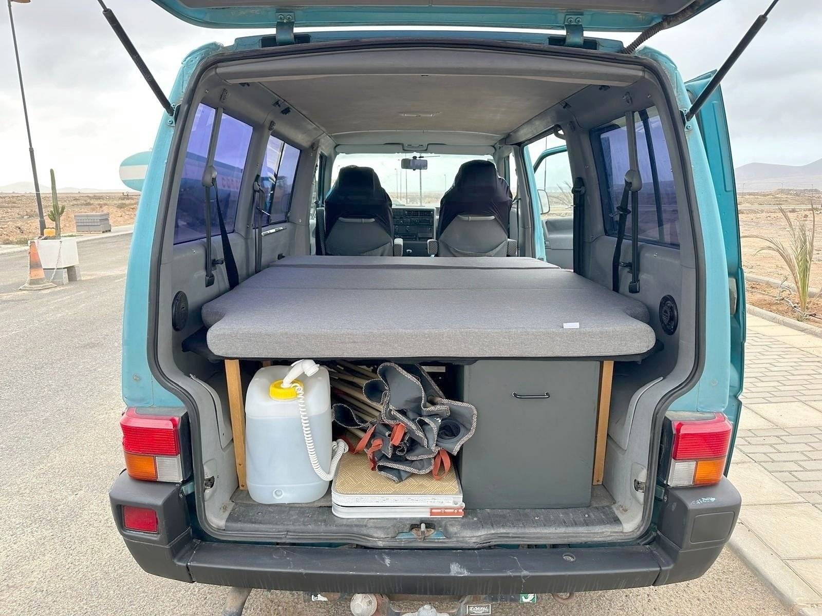 Volkswagen Volkswagen T4 Caravelle