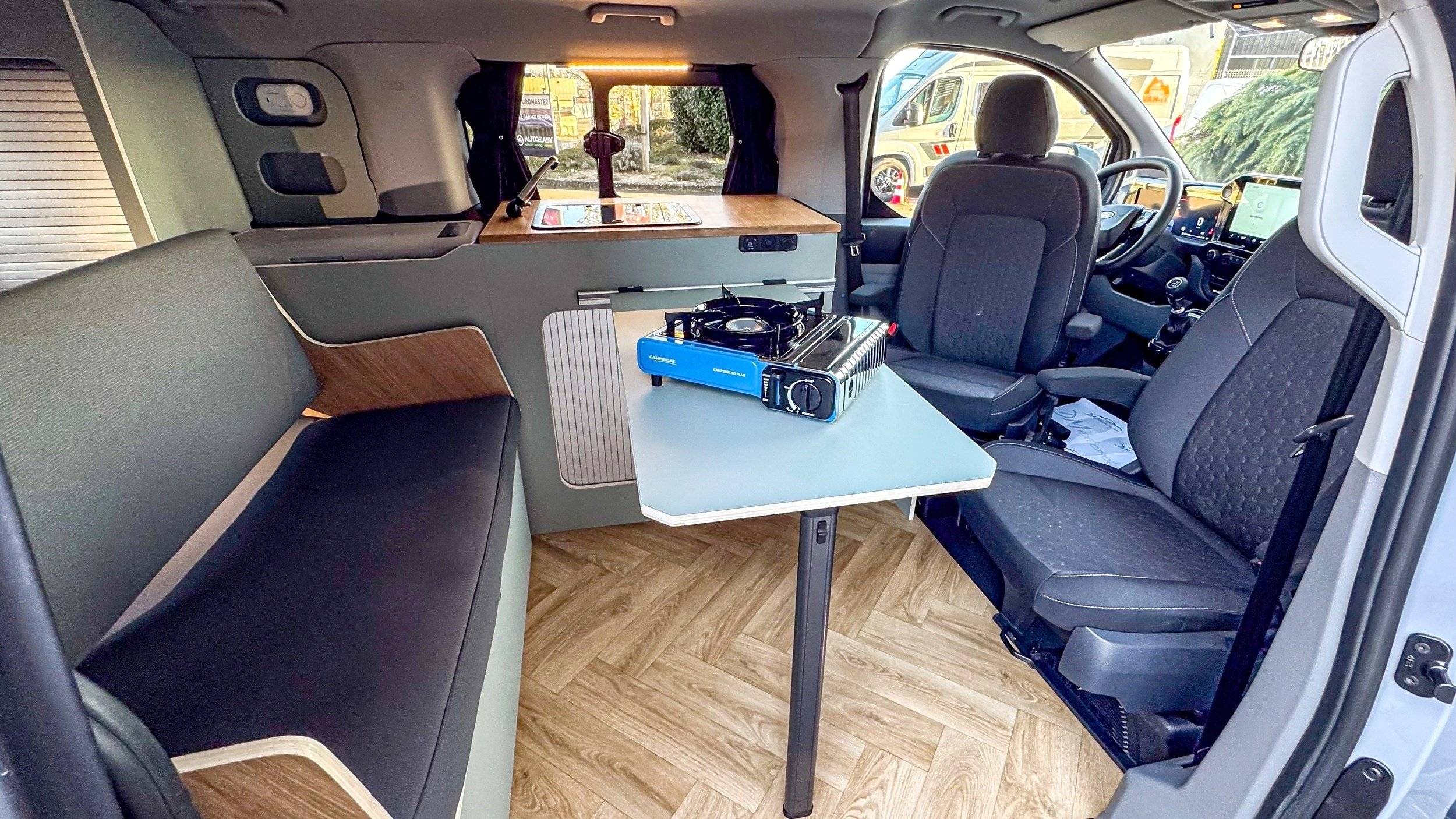 Essecke Ford Transit Custom 2,0  136PS - Yescapa