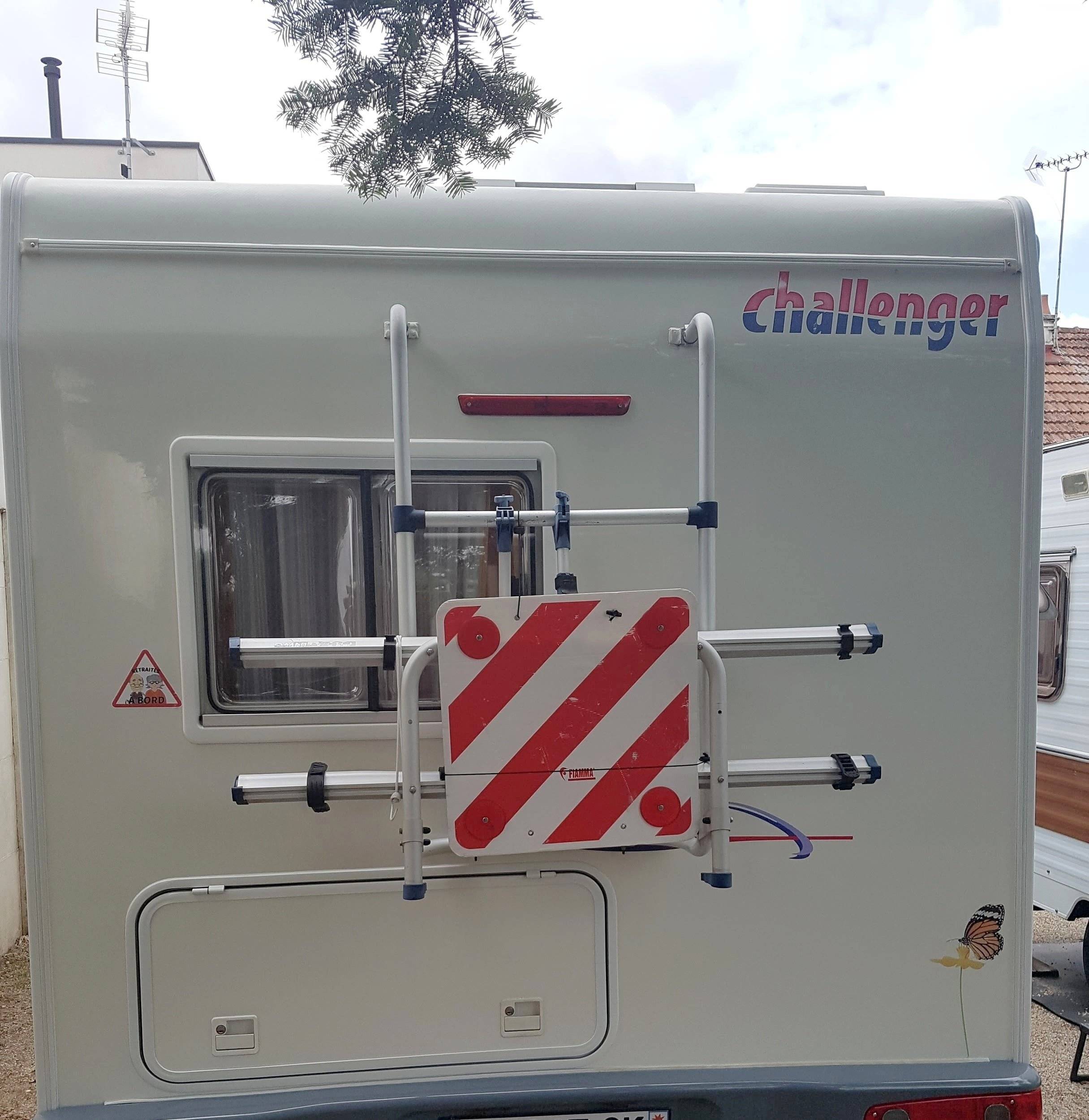 Challenger 2,3 l 130 ch