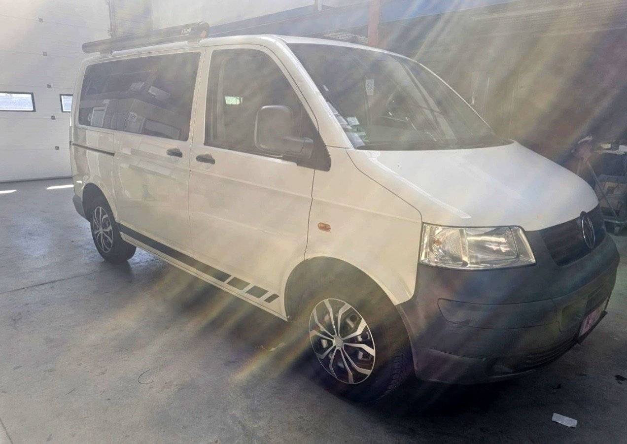 AUTRES 2,5l TDI 130 ch