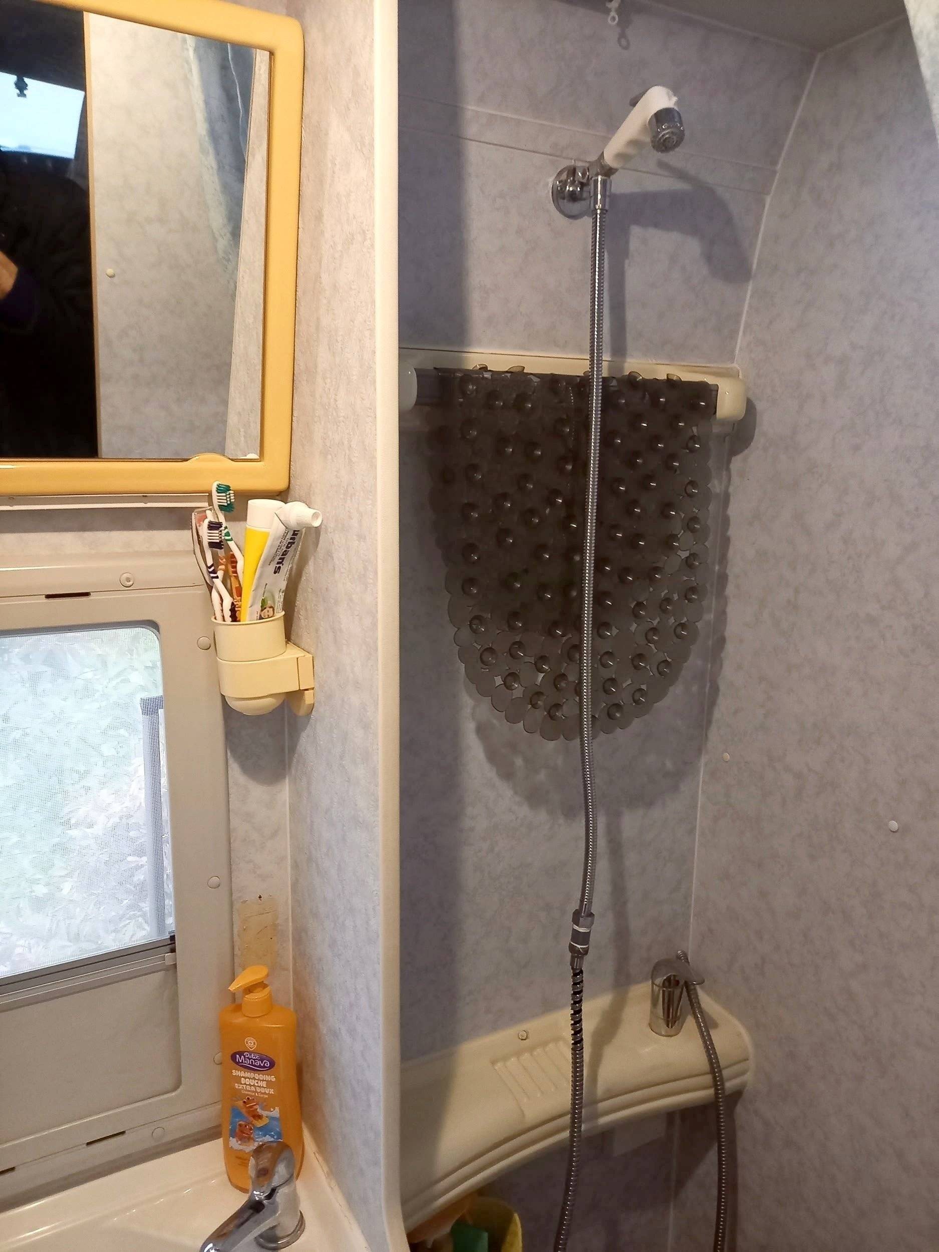 Challenger Ducato 2,8 l 115 ch/Al-Ko