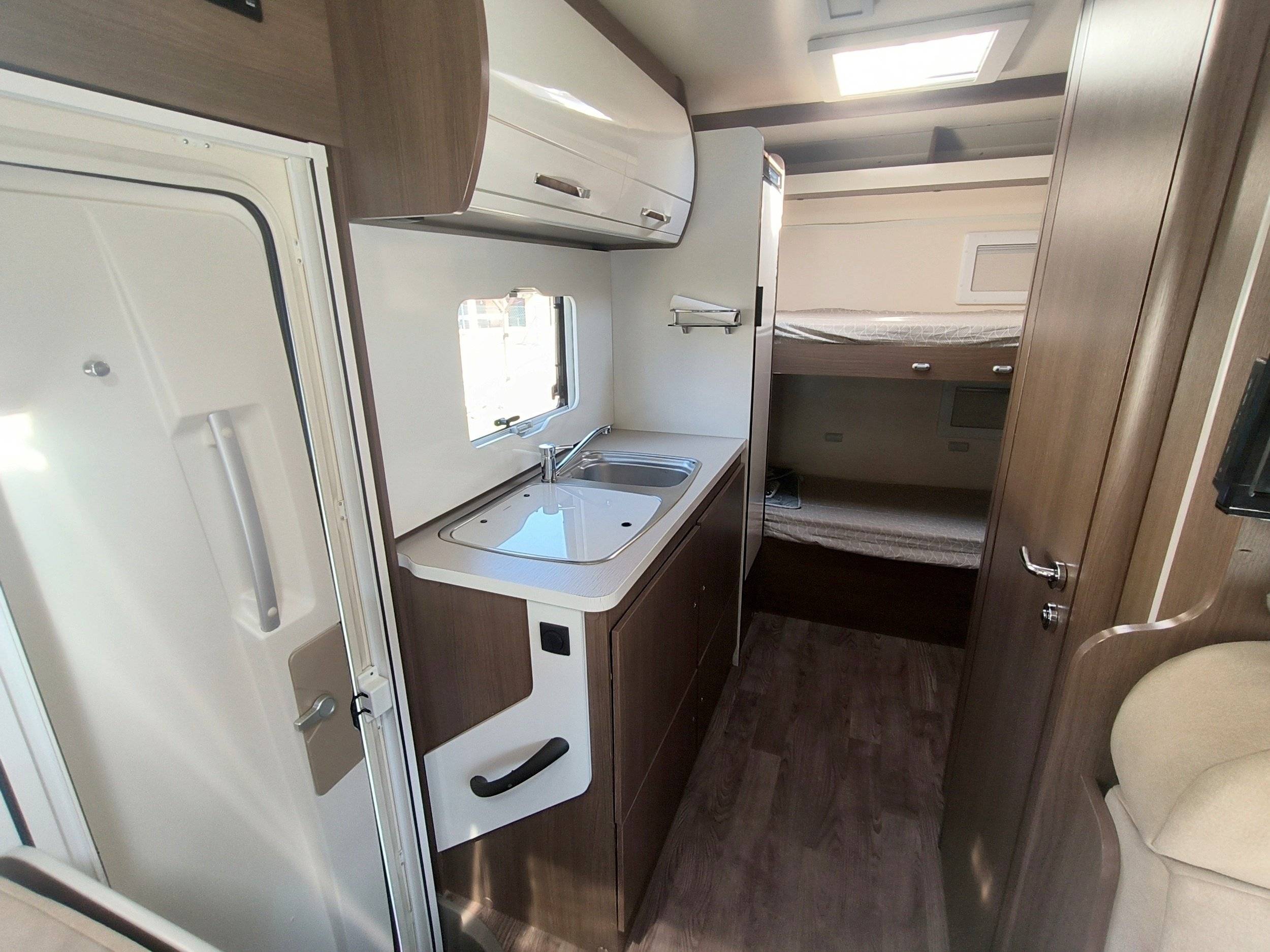 CONTINENTAL CAPUCHINA 