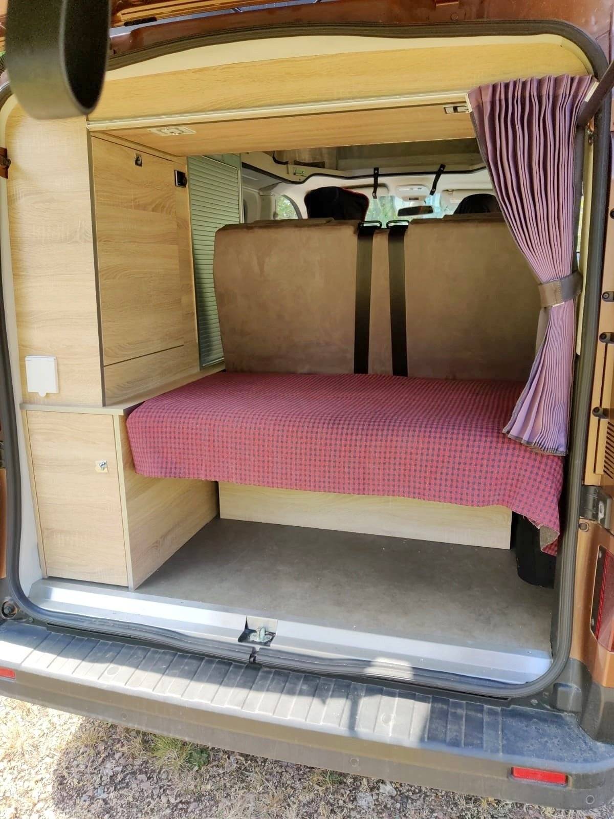 Berth Renault Trafic 1,6 l dci 125 ch - Yescapa
