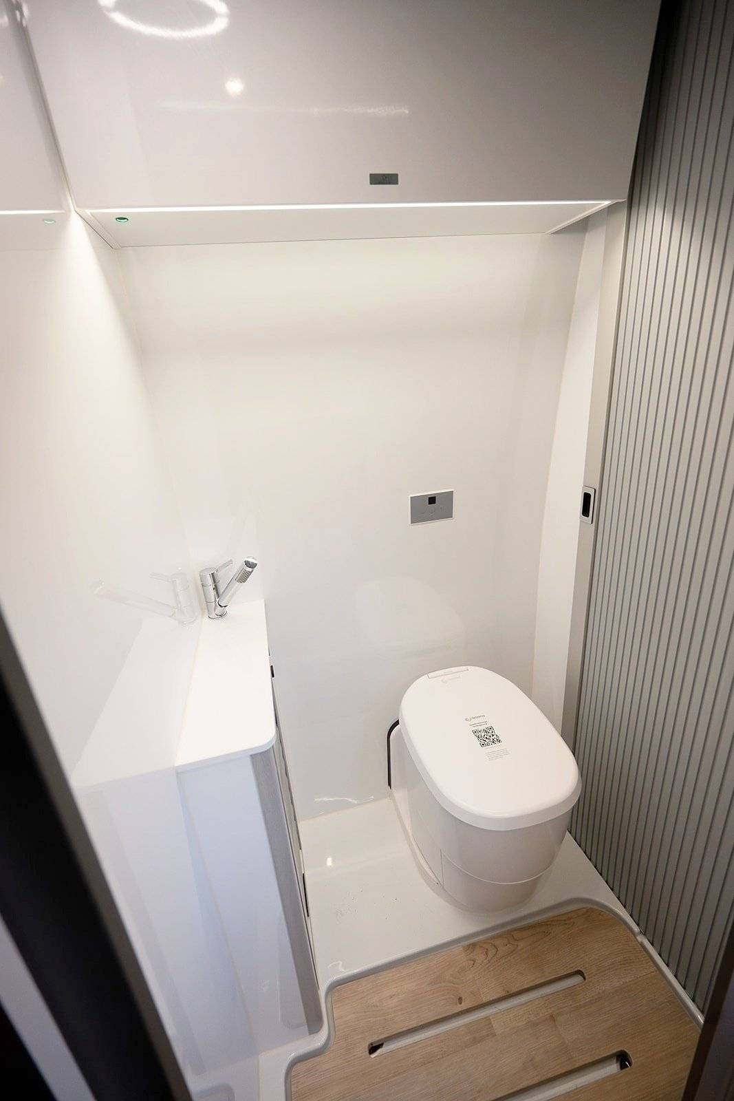 Aquila Stenar 4 Sprinter 319 2WD L4H3