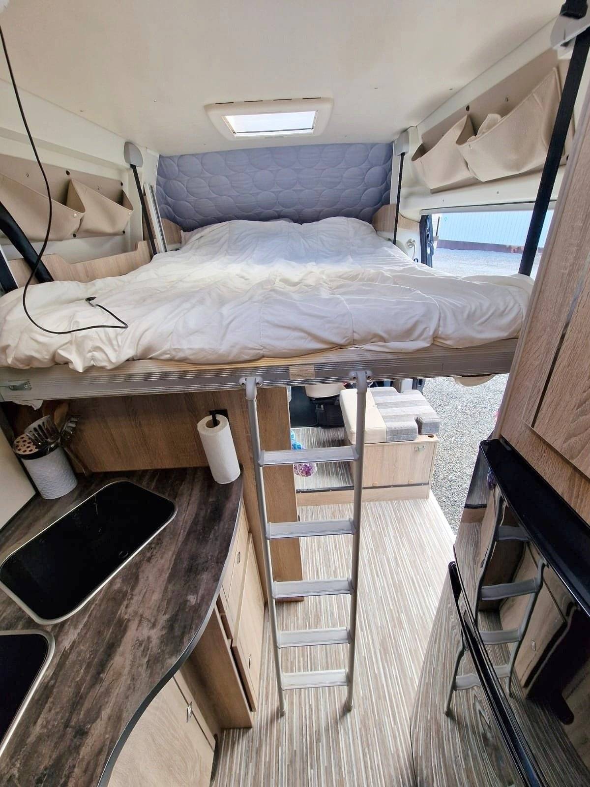 Schlafplätze Fiat Fiat Ducato Dexter Karmann - Yescapa