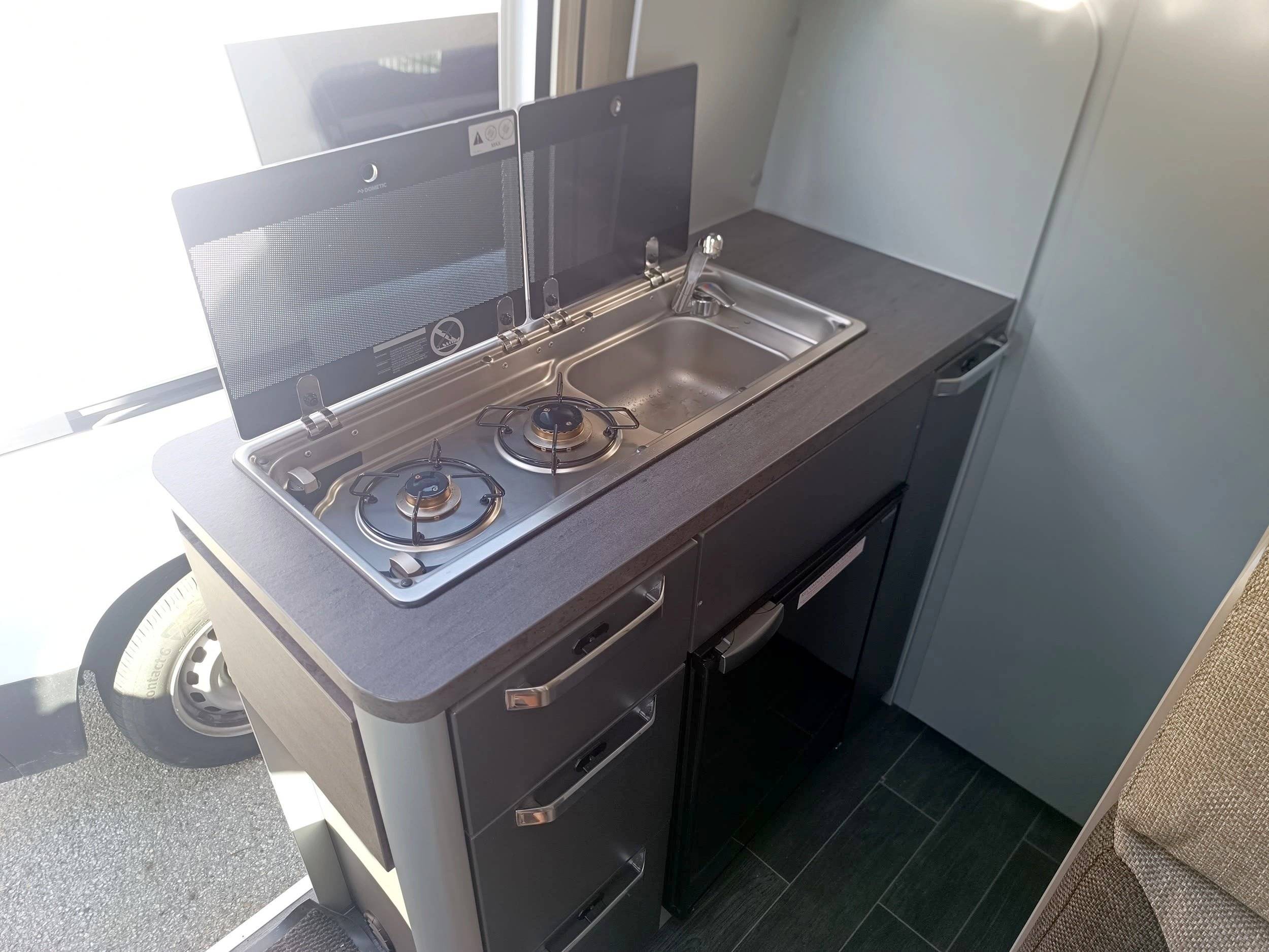 Weinsberg 630 MEG CARATOUR