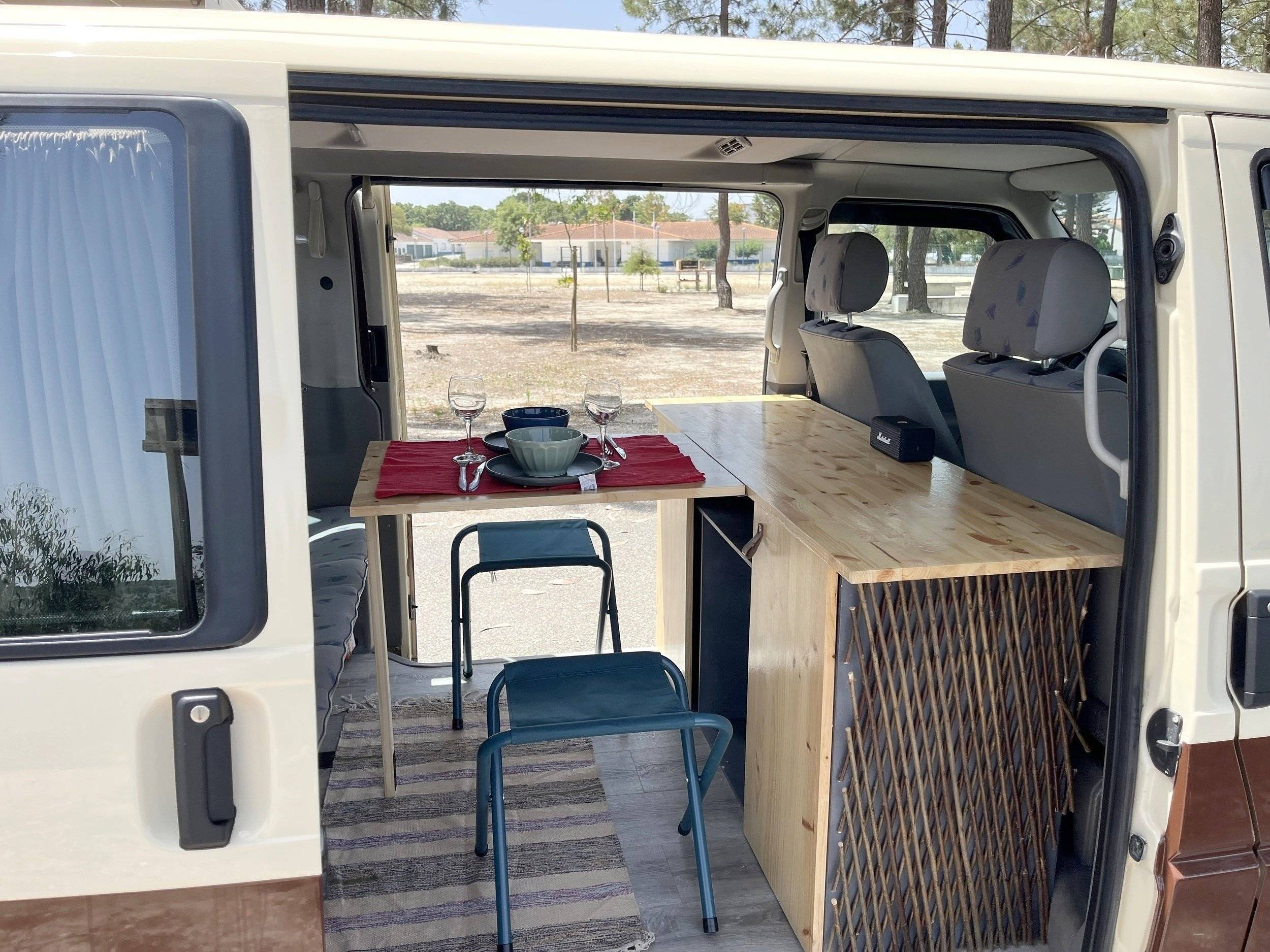 Volkswagen Transporter T4 2.4D