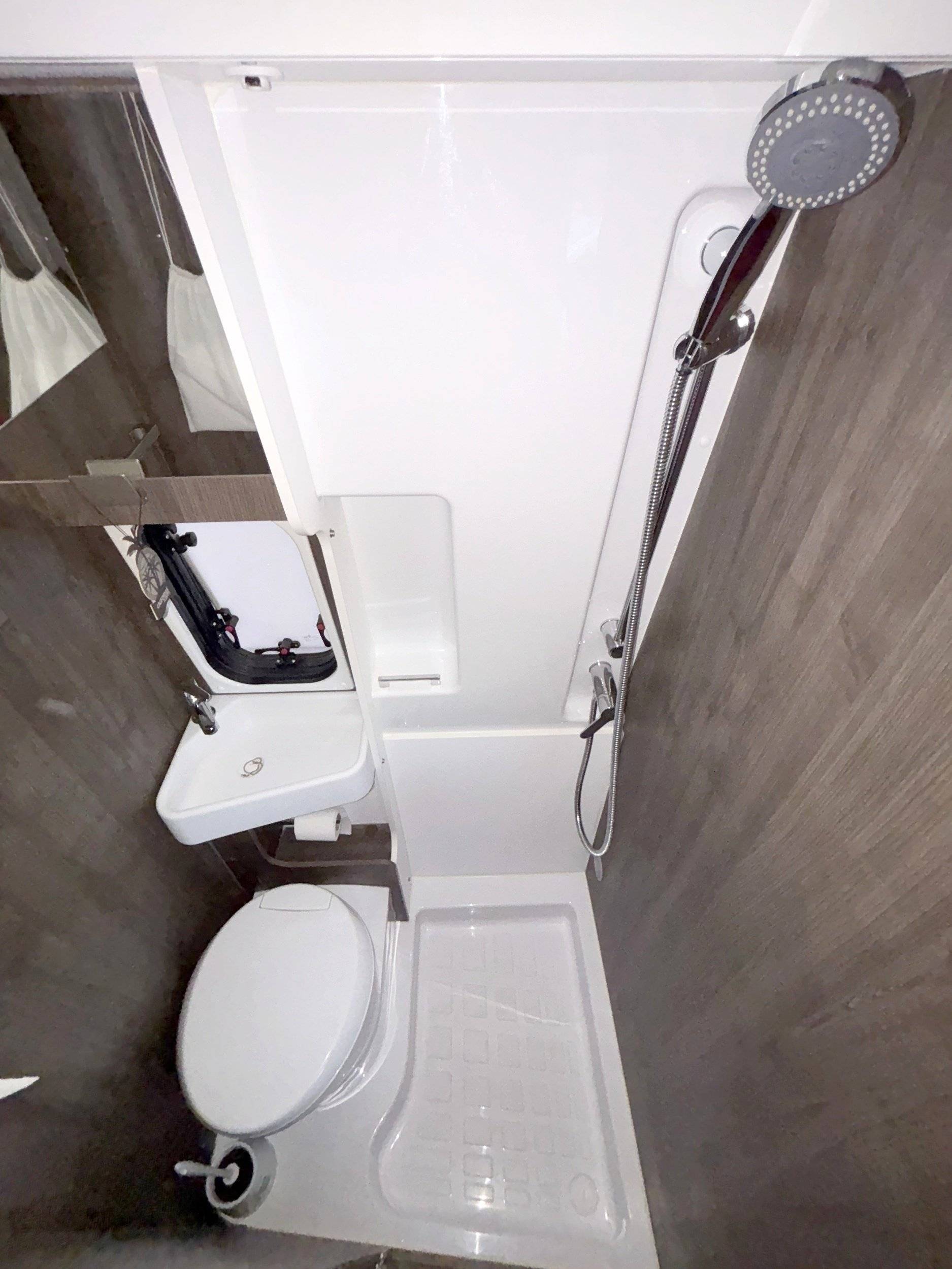 Benimar BENIVAN 120 UP