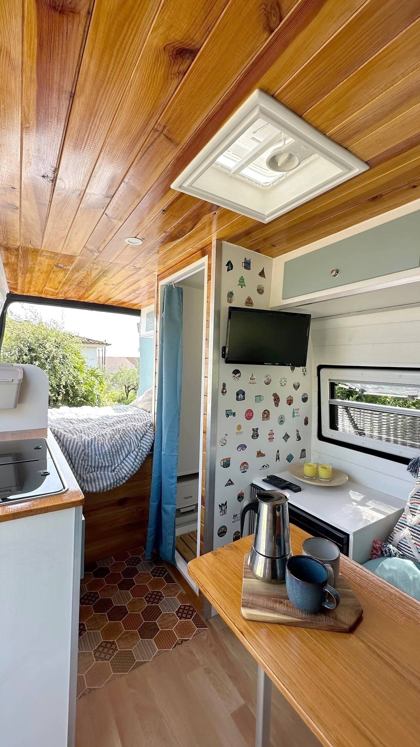 Front view from 3/4 Citroën Citroën jumper - Yescapa