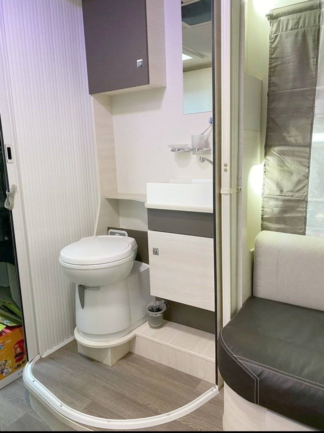 Challenger Transit 2,0 l 170 ch