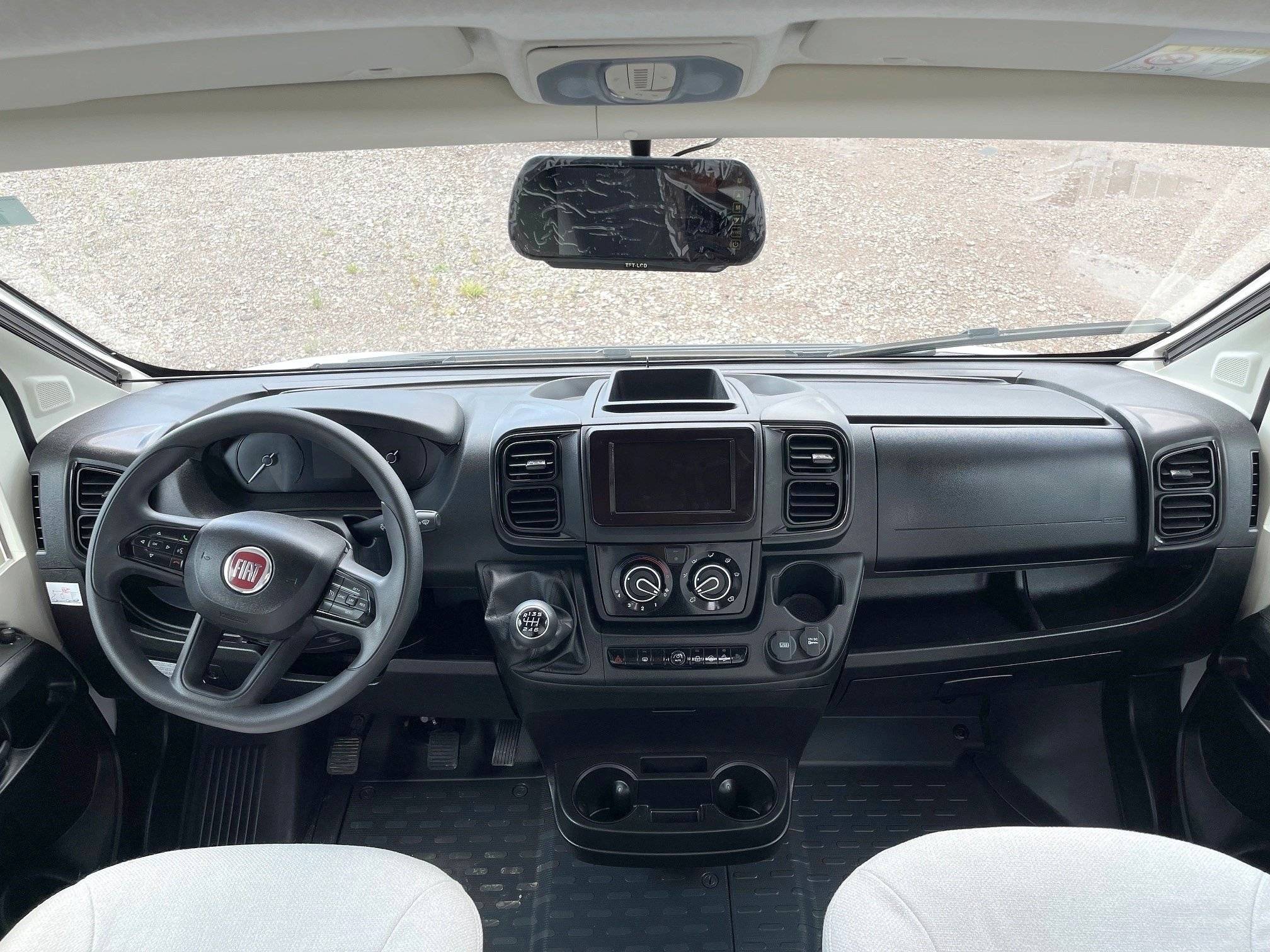 Cabina di guida Fiat Fiat Ducato 140 CV - Yescapa