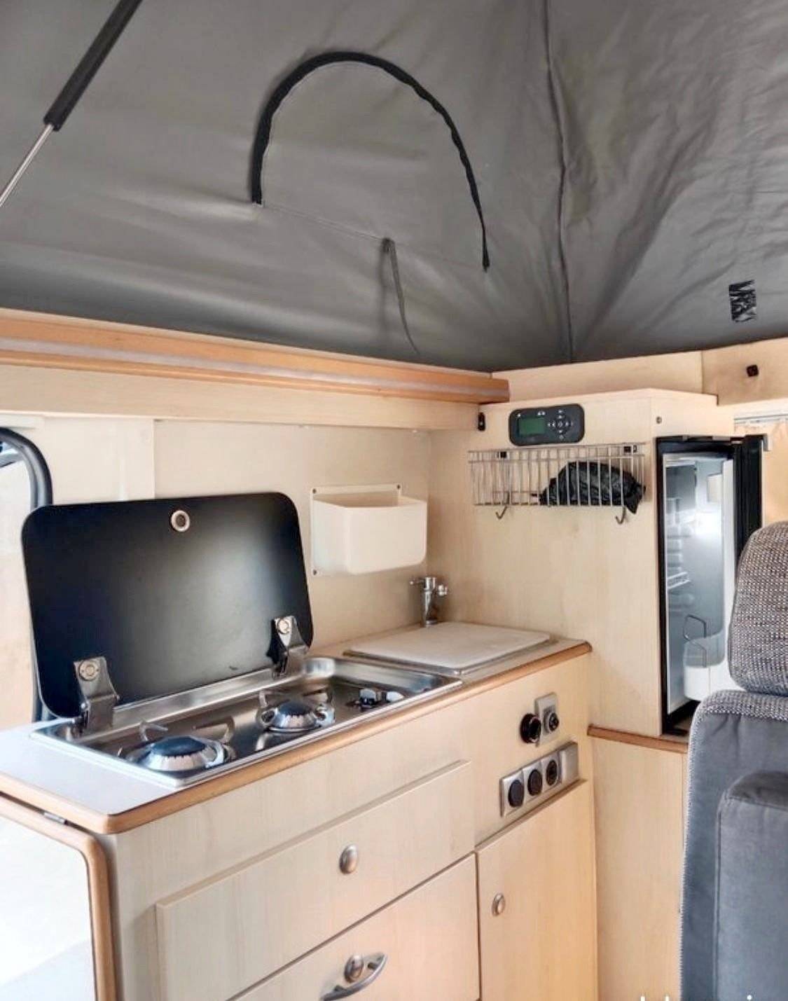 Coin cuisine Renault Trafic 2 l 115 ch Grand Confort - Yescapa