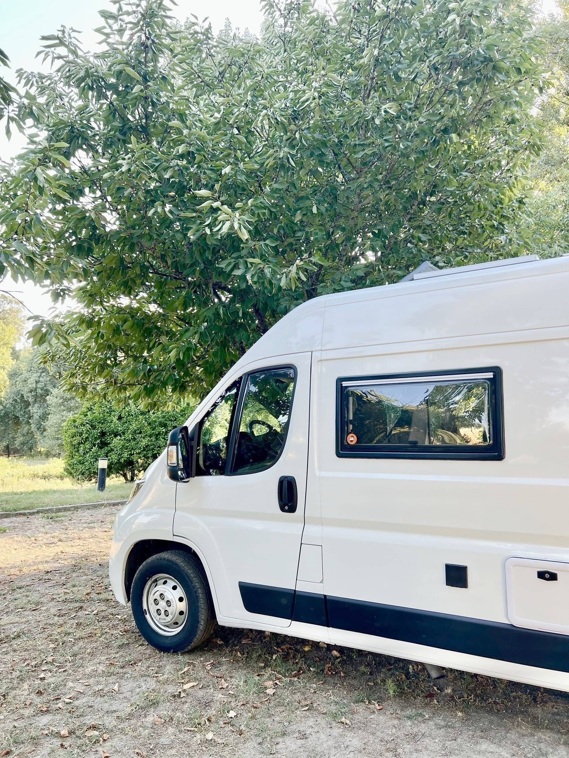 Bavaria T746 STYLE