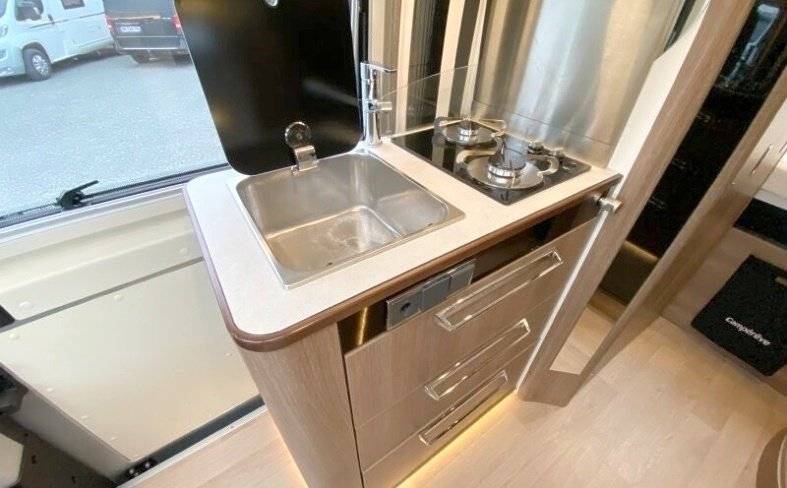 Campérêve 643 LIMITED