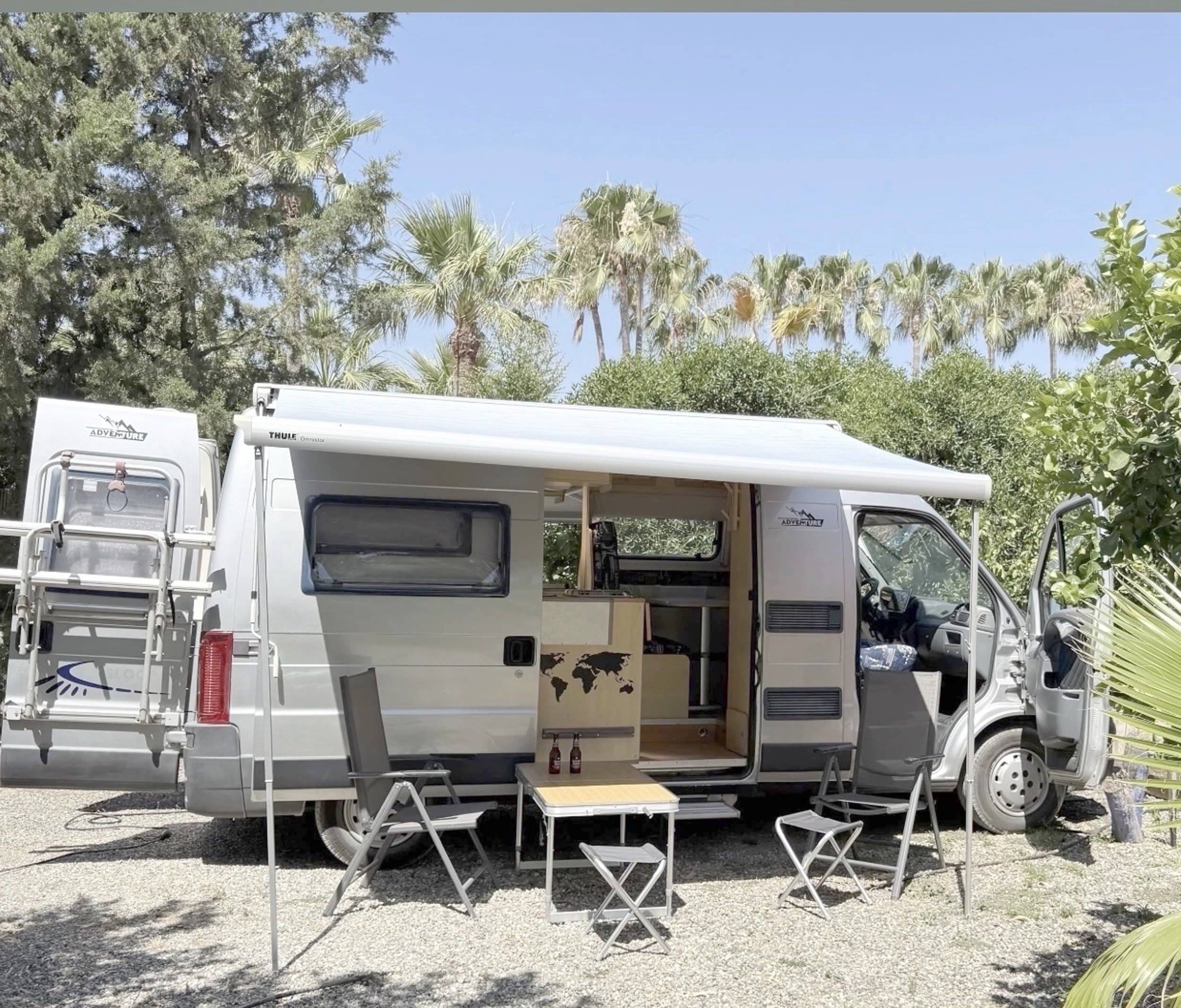 Front view from 3/4 Fiat Ducato 2,0 l 115 ch - Yescapa