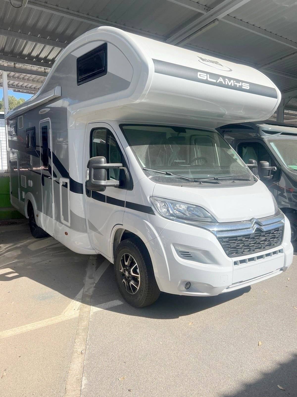 Mclouis McLouis Glamys