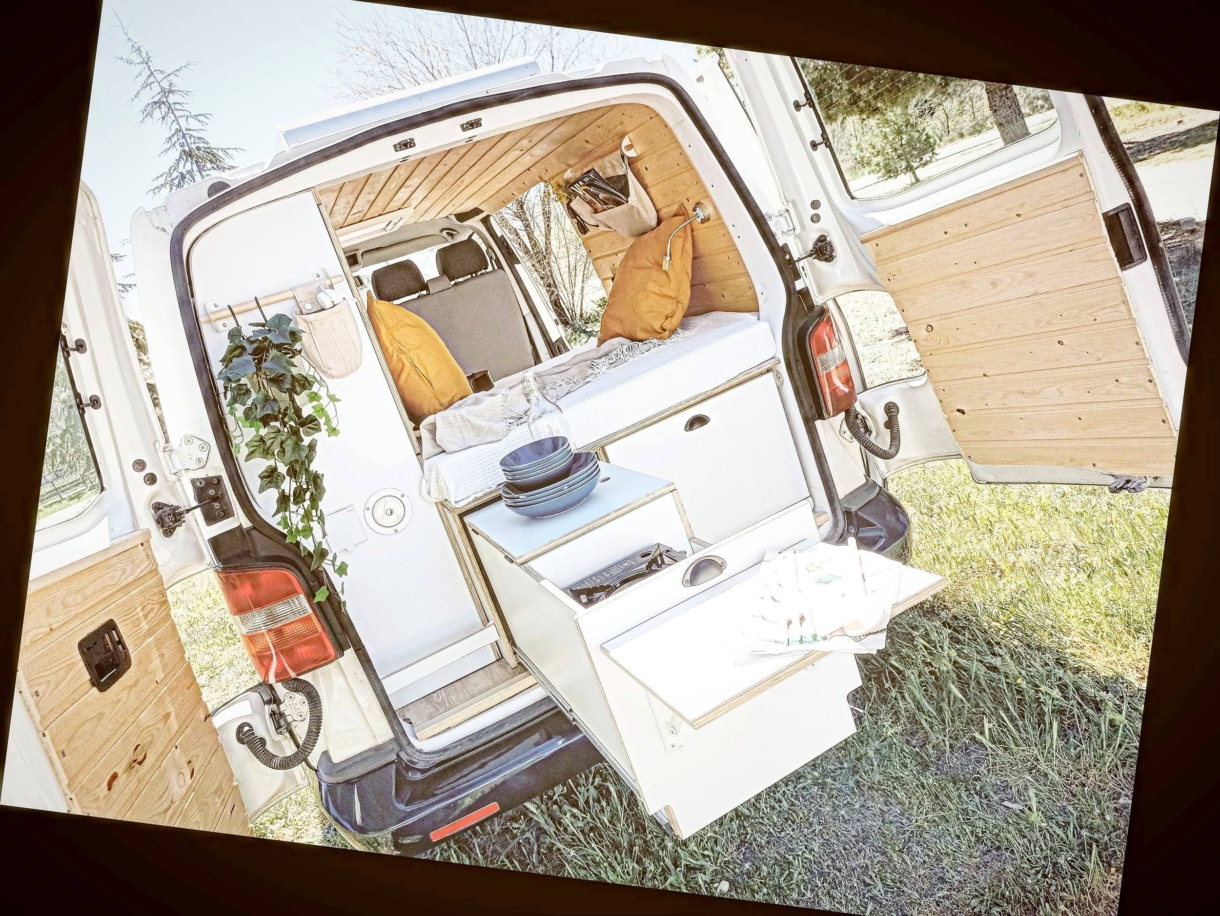 Volkswagen T5 California