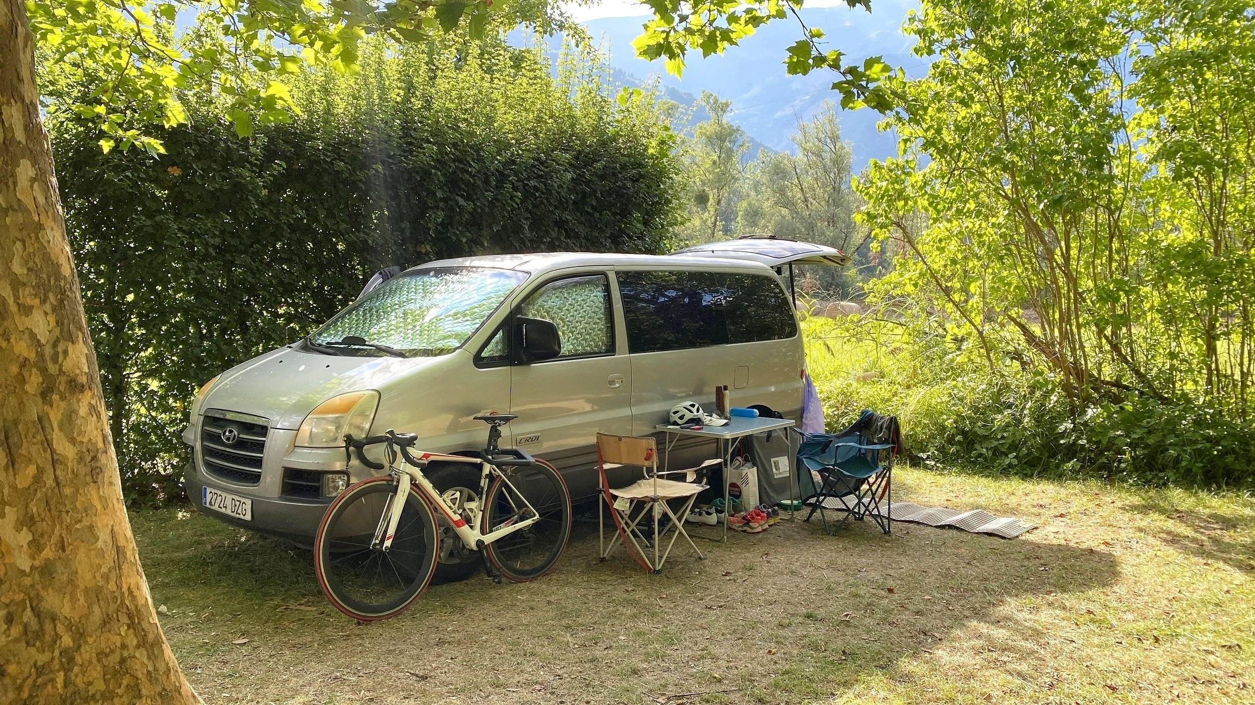 Hyundai H-1 2.5 td svx 4p