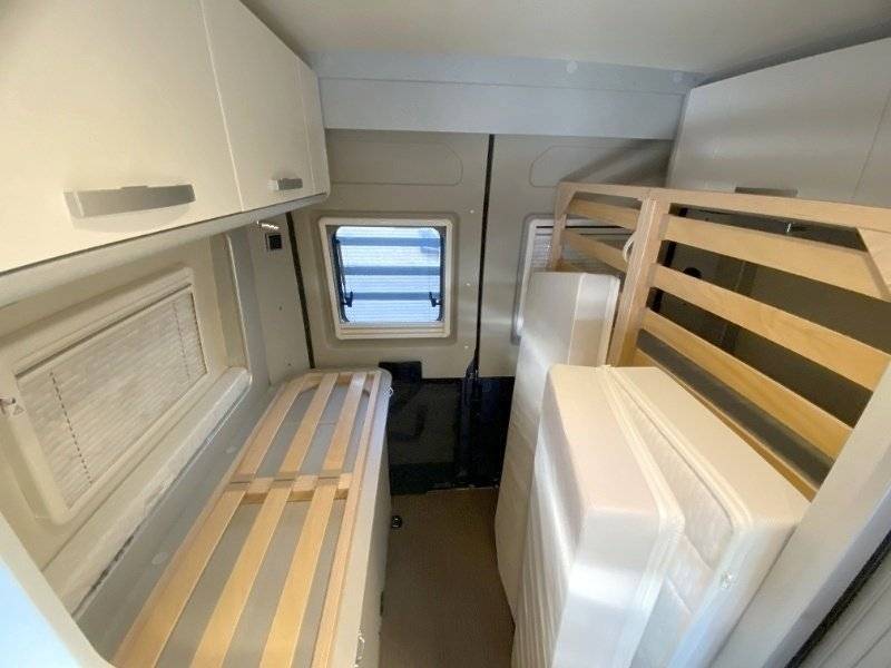 Couchages Fiat Fiat Ducato 2.2l 140 CV - Yescapa
