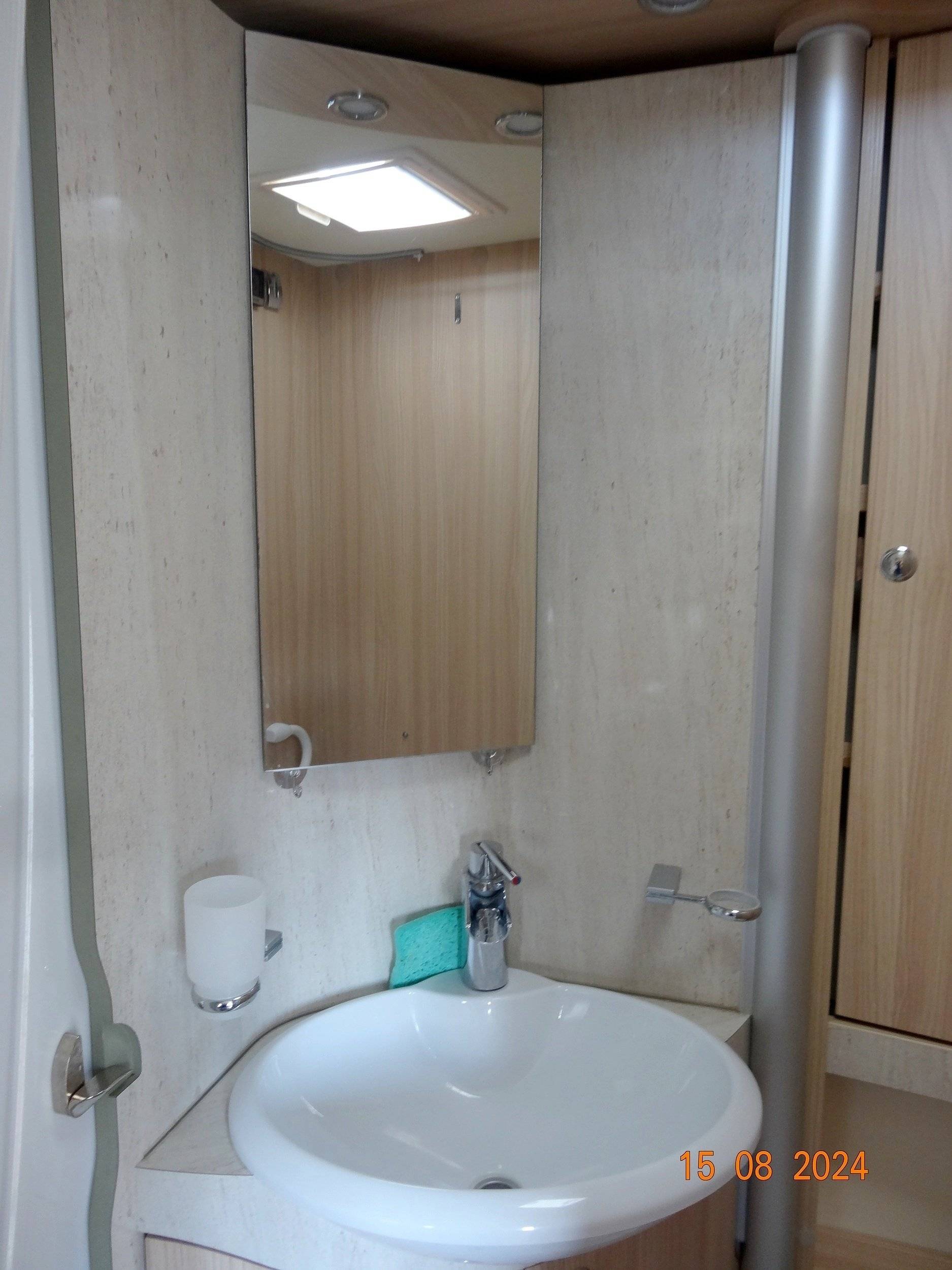 Bürstner BUSTNER TRAVEL VAN 590