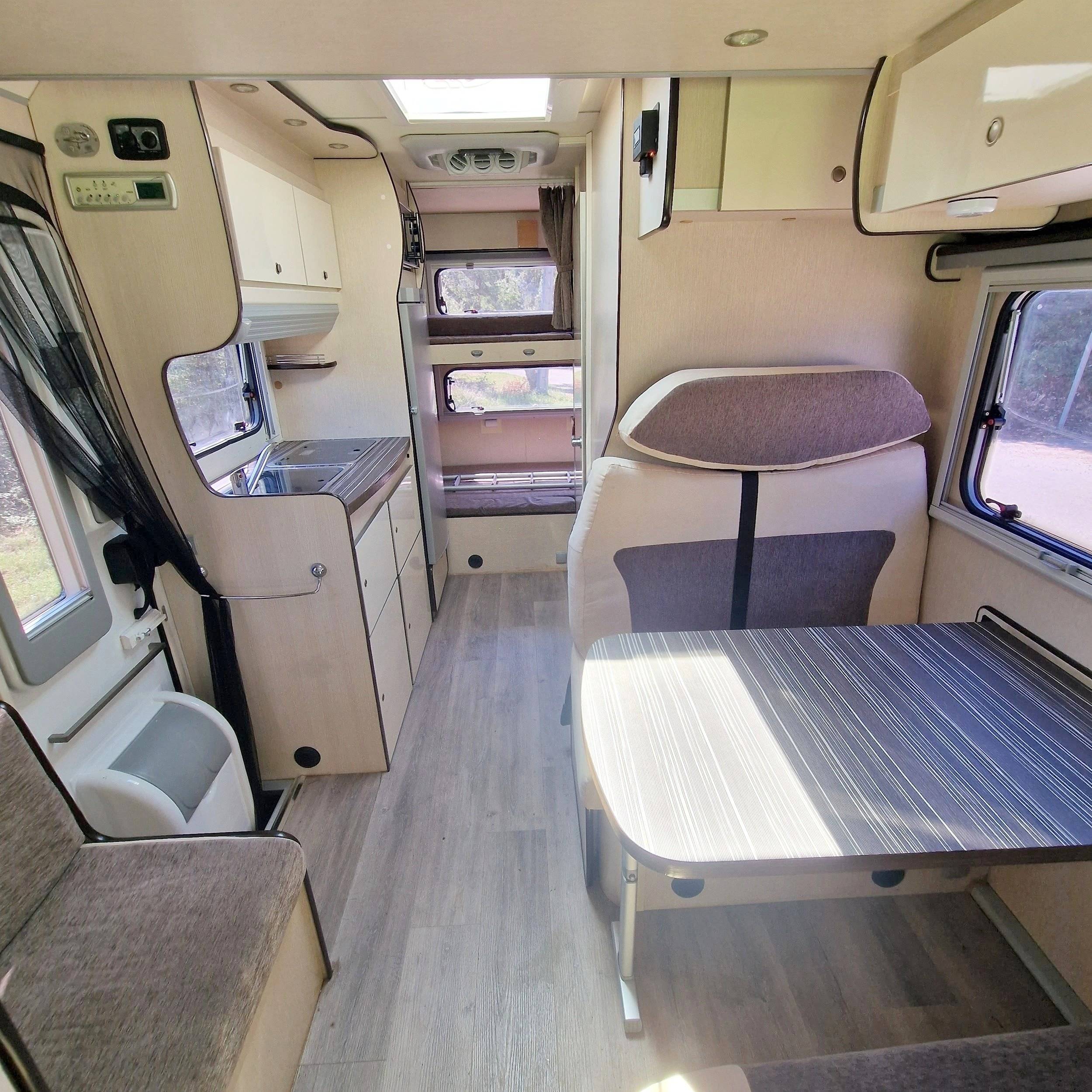 AcrossCar Aero 660LD