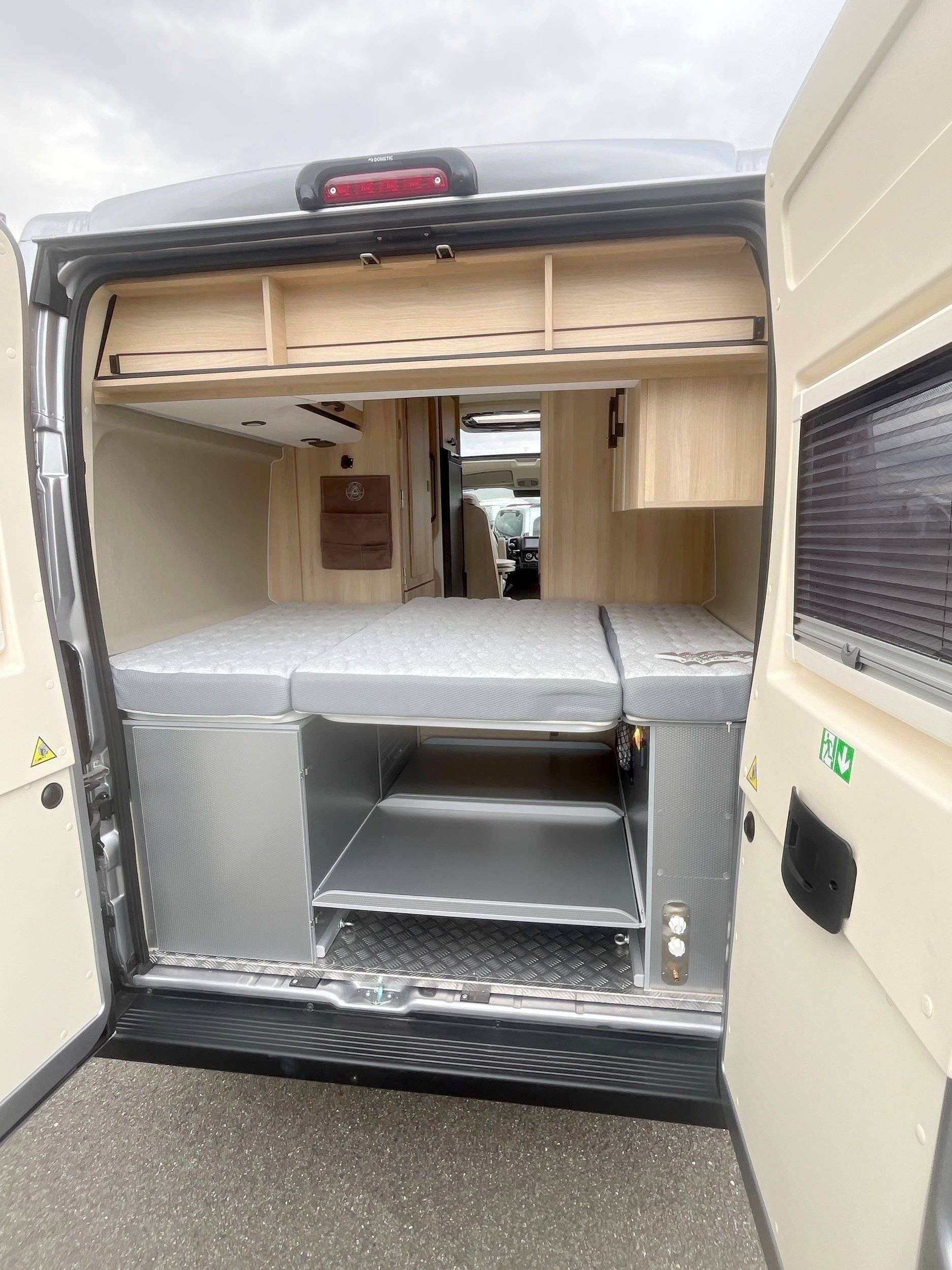 llits Peugeot Boxer 2.2 Blue HDI 140ch - Yescapa