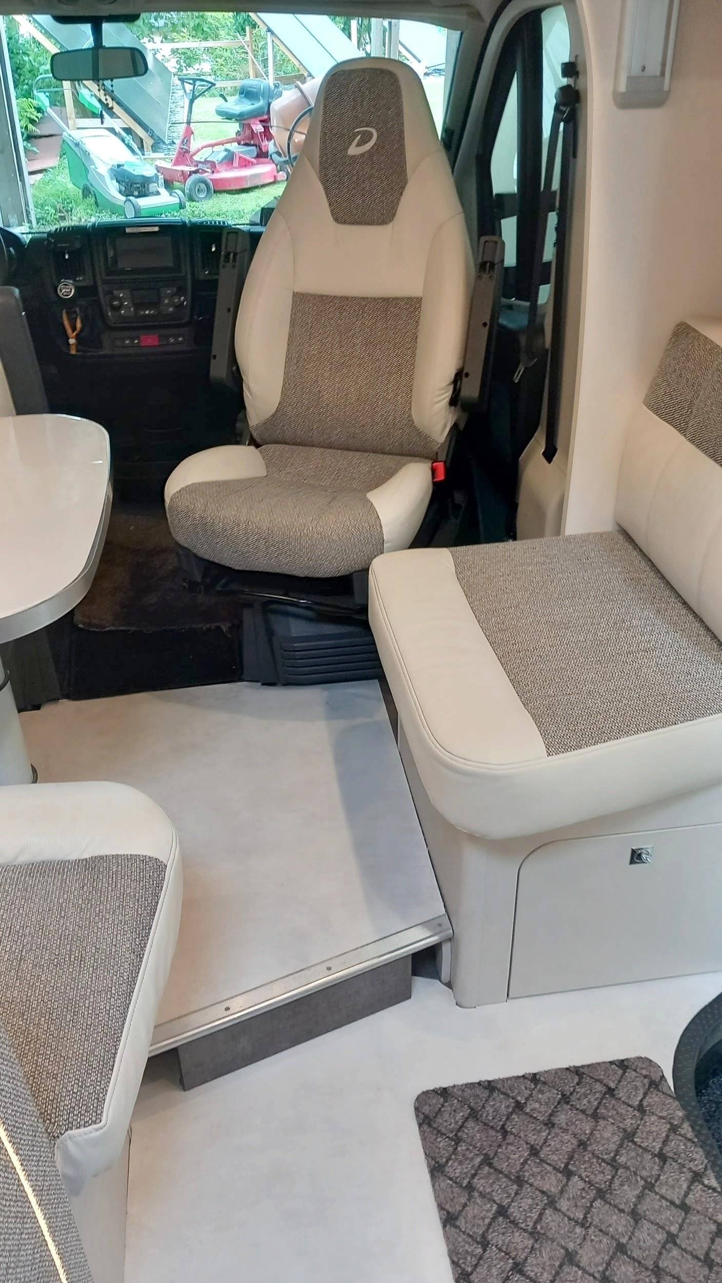 Dethleffs 2,3 l 130 ch